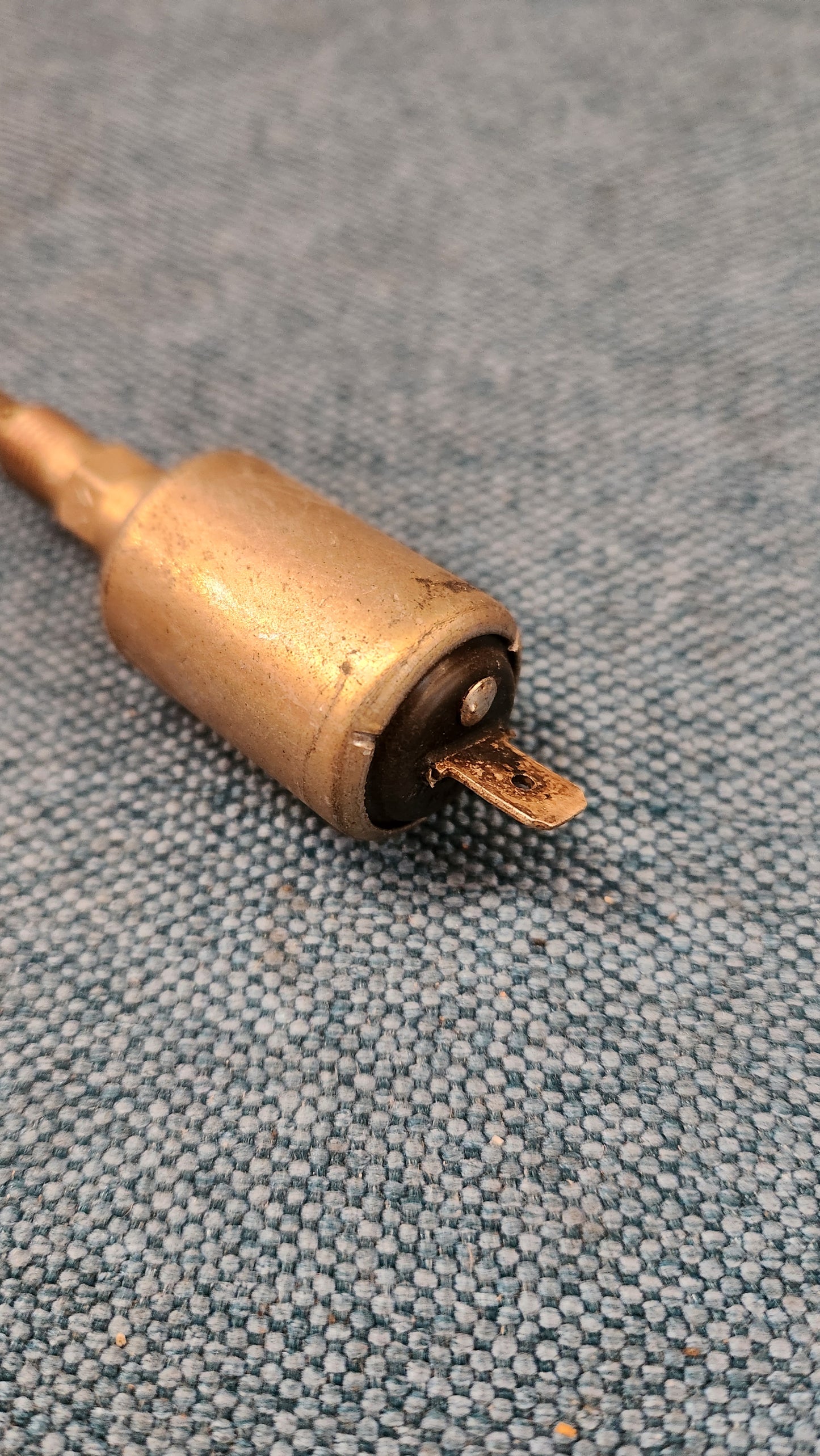 Leerlaufabschaltventil Typ3 311129413D Nos J9