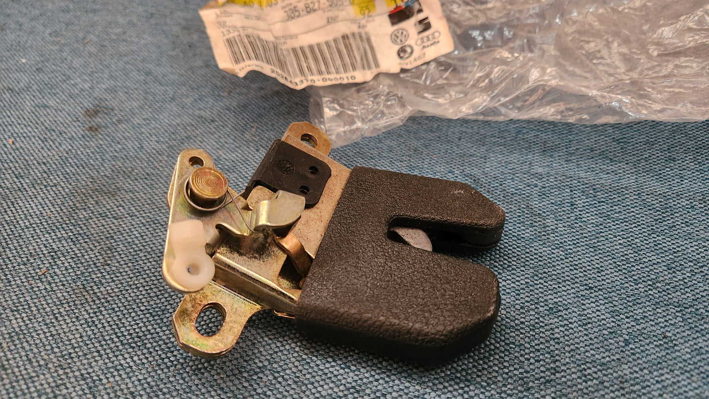 Passat 3B/BG tailgate lock 3B5827505D Nos A3
