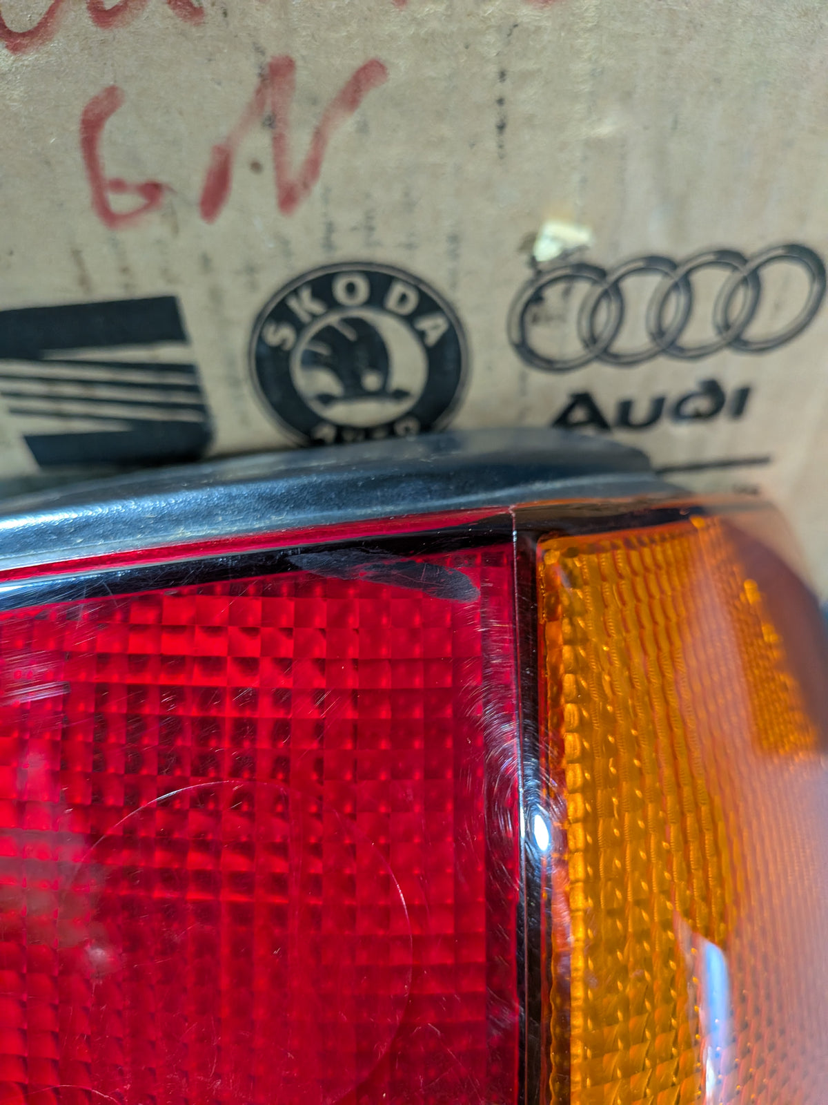 Rückleuchte Polo 6N 6N0945096 NOS B11