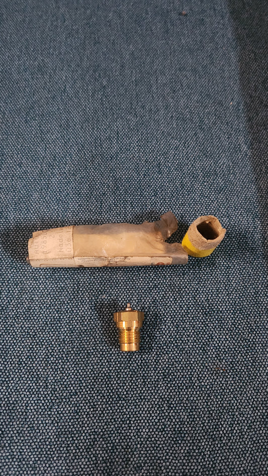 Schwimmernadelventil T2/T3 Bus/Käfer Solex/Pierburg 036129201 Nos M6