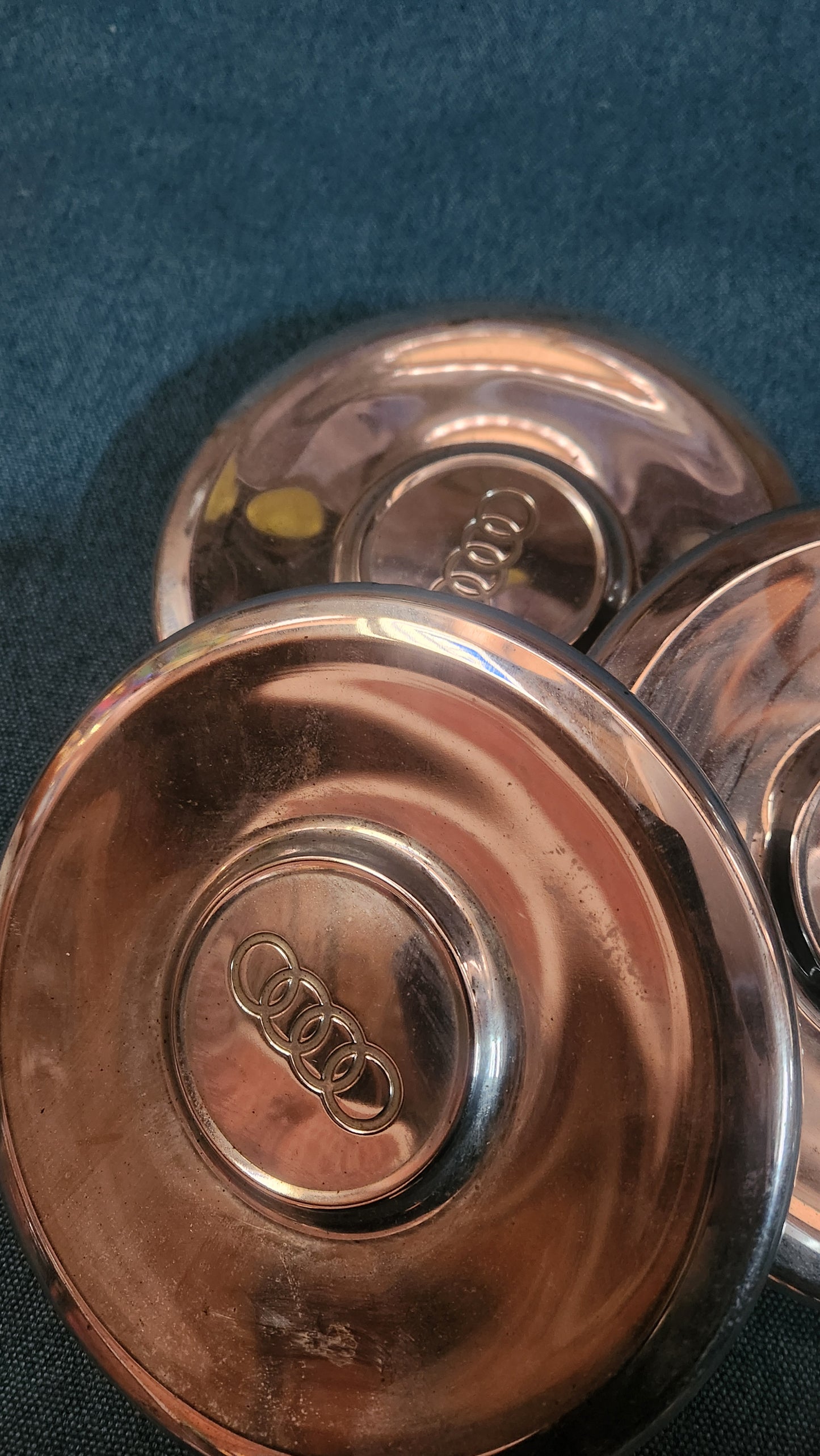 3x Radkappen Audi 80 B1/B2 Typ 80/81/85 Chrom Gebraucht D6