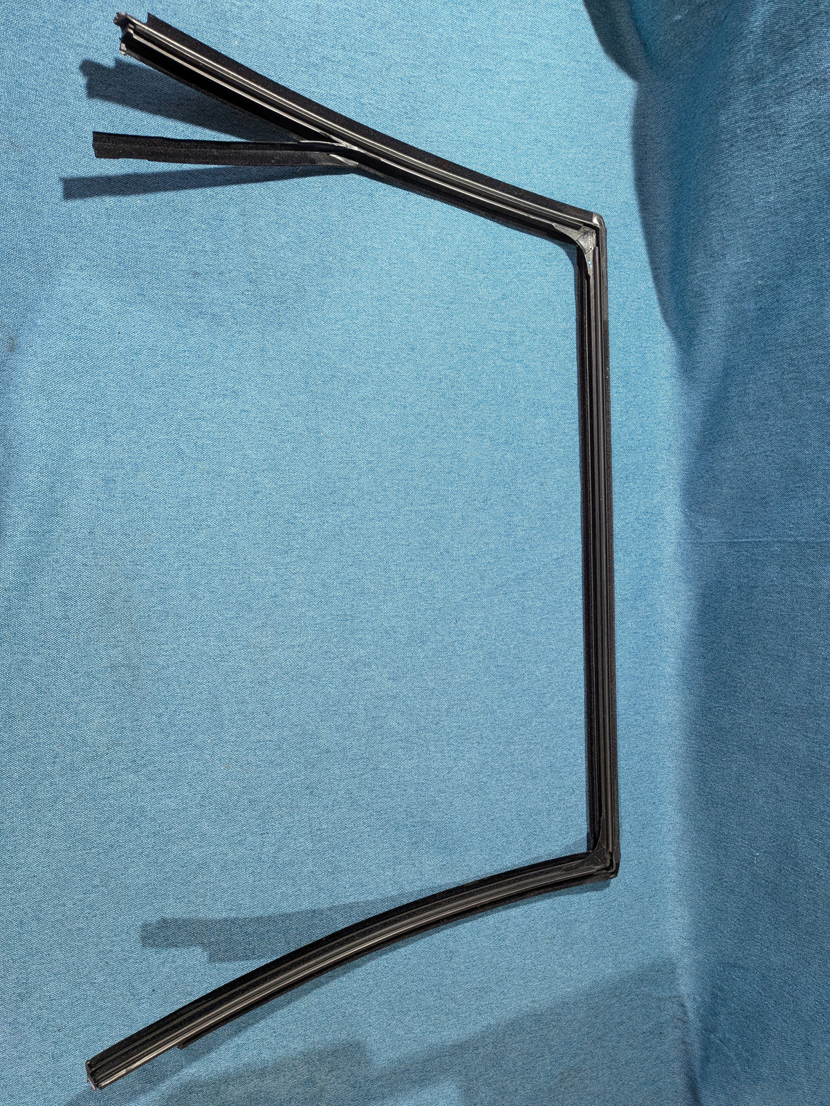 Fensterführung Gummidichtung Passat/35I/B4 3A9839431 NOS B20