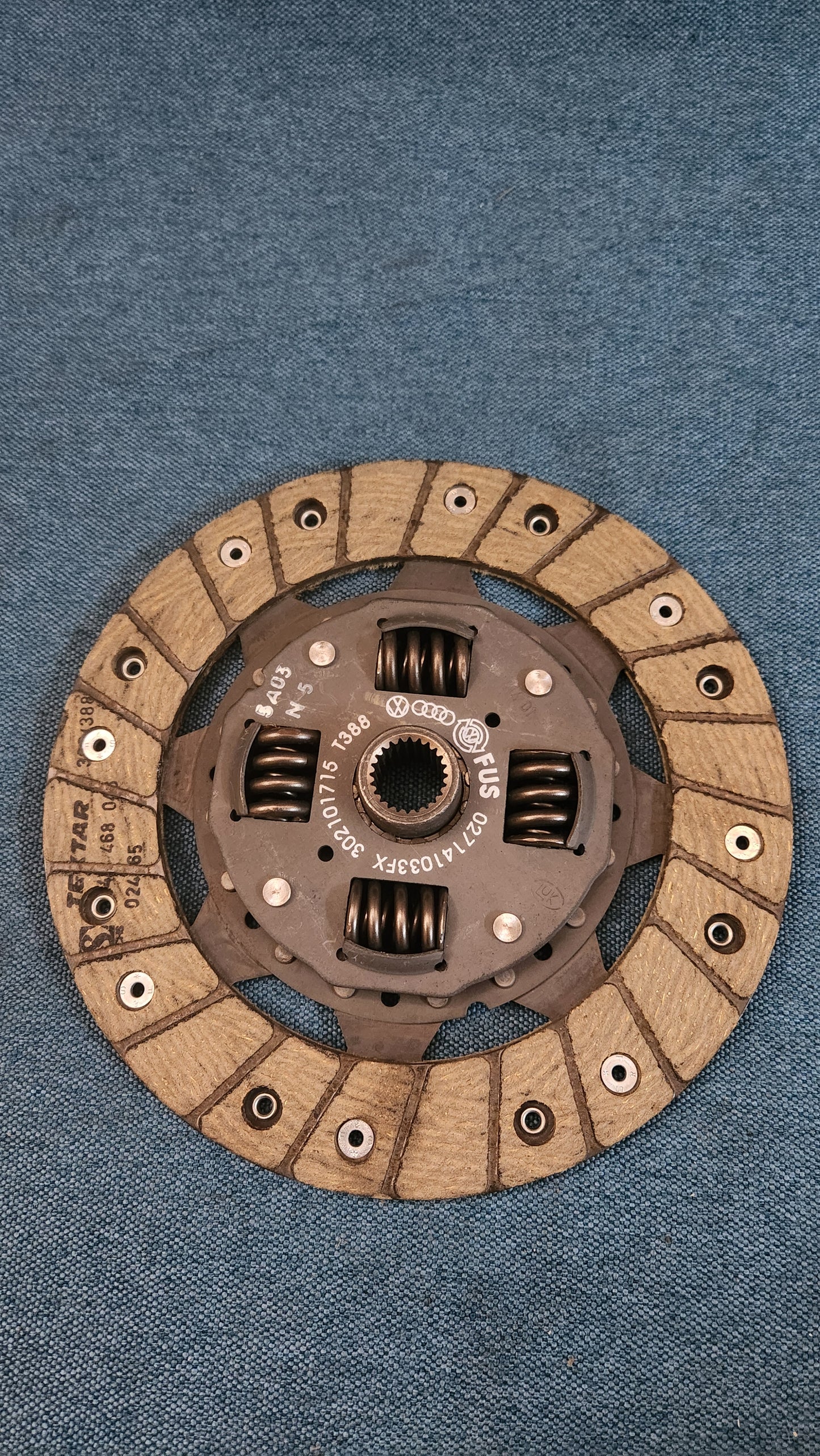Clutch Golf/Jetta/Scirocco/1/2/Caddy 14D/Golf 3/Vento/Polo 6N/Seat Cordoba 6K/Ibiza 2/Toledo 1L 302101715 027141033FX Nos G4