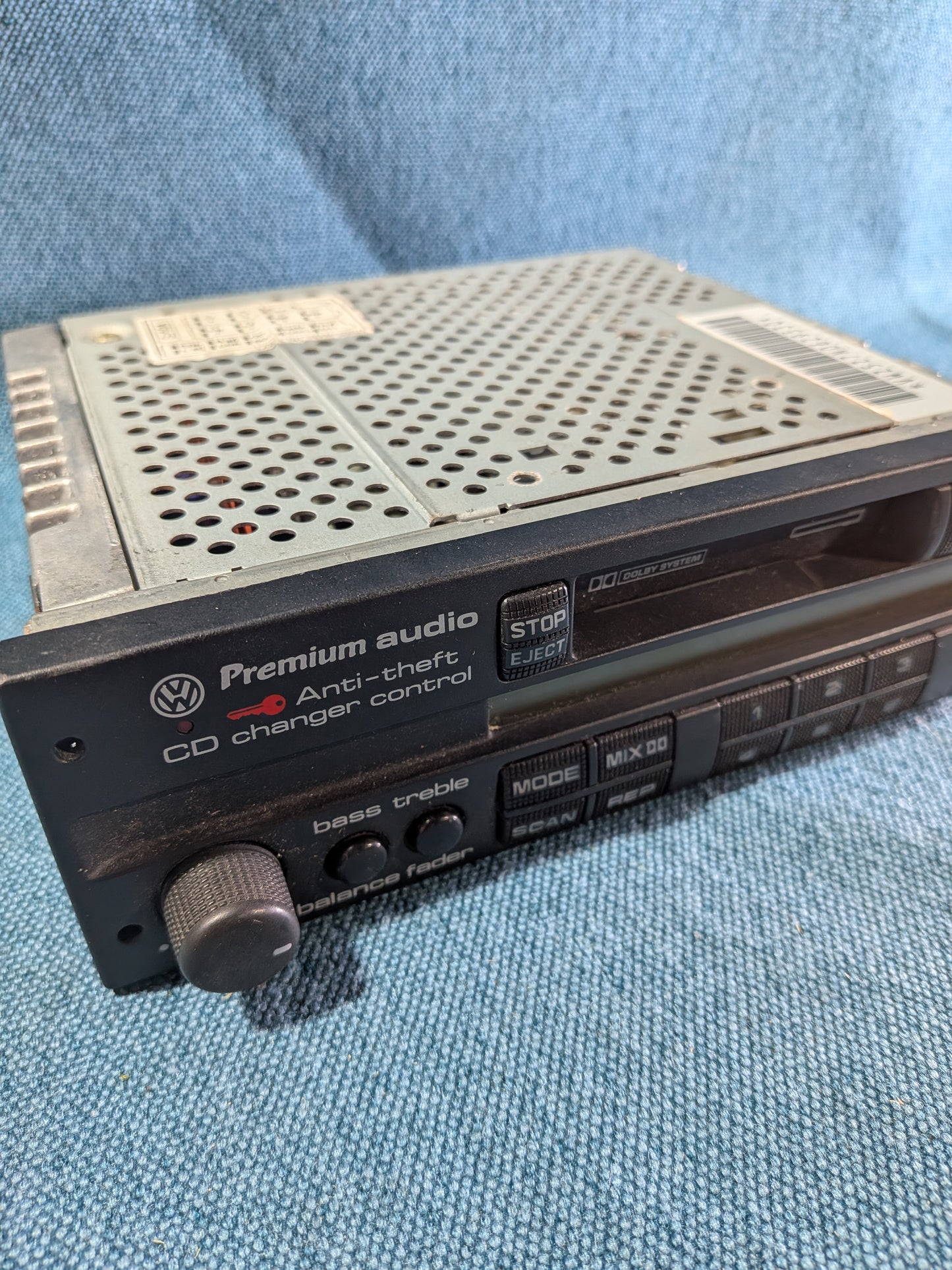 VW Premium Audio Radio Without Code 357035186H Used E11