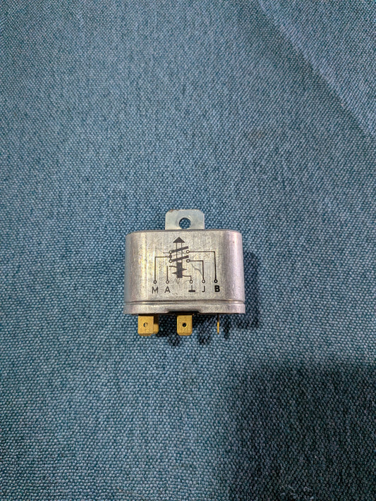 Relay for rear window defogger Type 3/T1/T2 Bus/Beetle/Karmann Ghia/Porsche 356 311963141 Used B16