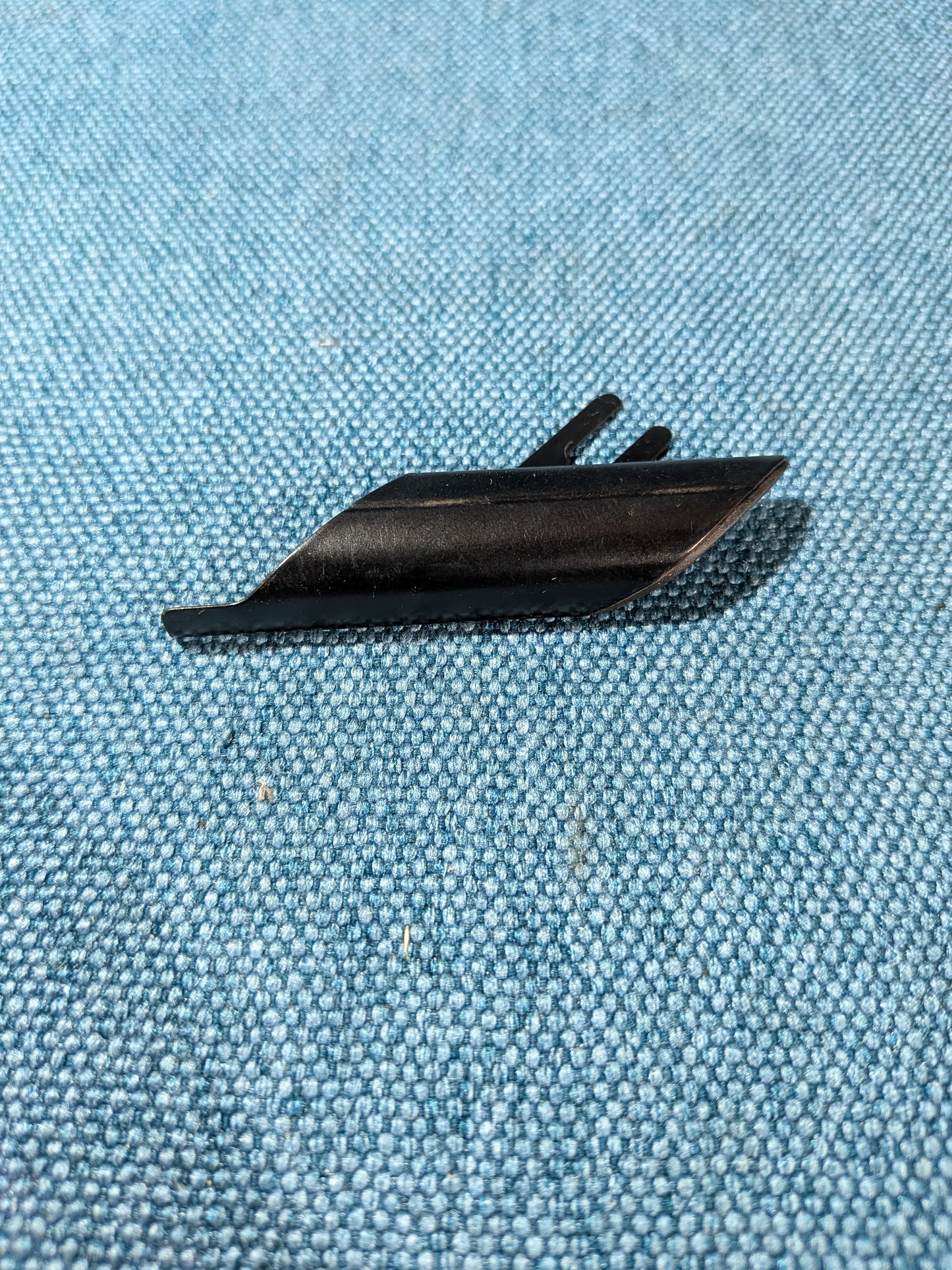 Abschlusskappe Dachzierleiste  Audi 80/90/Typ 89 B4 893853723B NOS A13