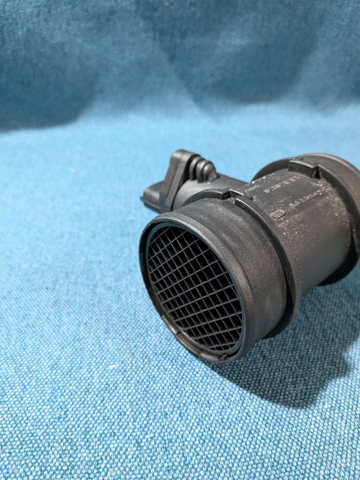 Mass Air Flow Sensor (MAF) Bosch 0280217123 Opel/Astra/F/G/Corsa B 90529673 Used A27