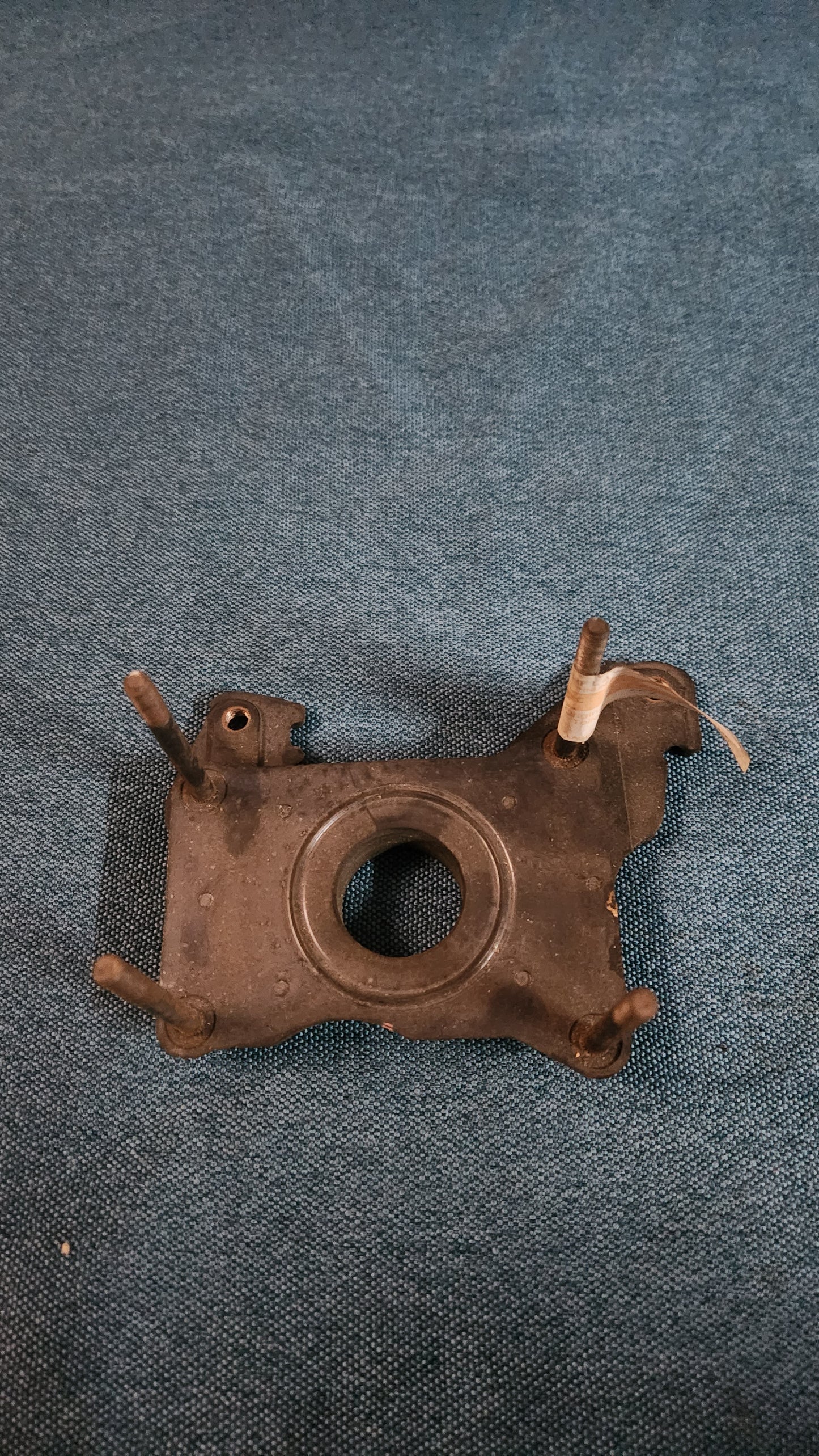 Zwischenflansch Einspritzeinheit Vergaser Polo86C/Golf/Jetta2 030129769 Nos F4