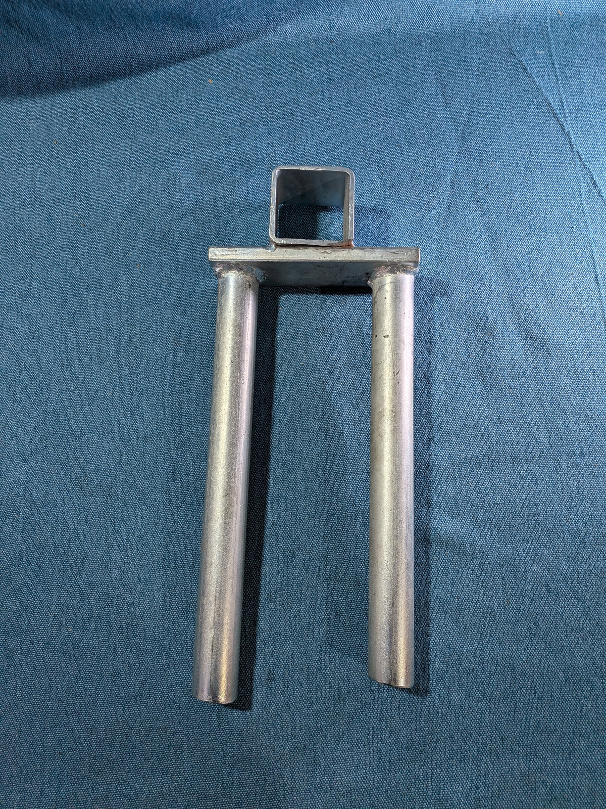 Matra 10-222A/4 Brücke Motorhalter NOS H2.2