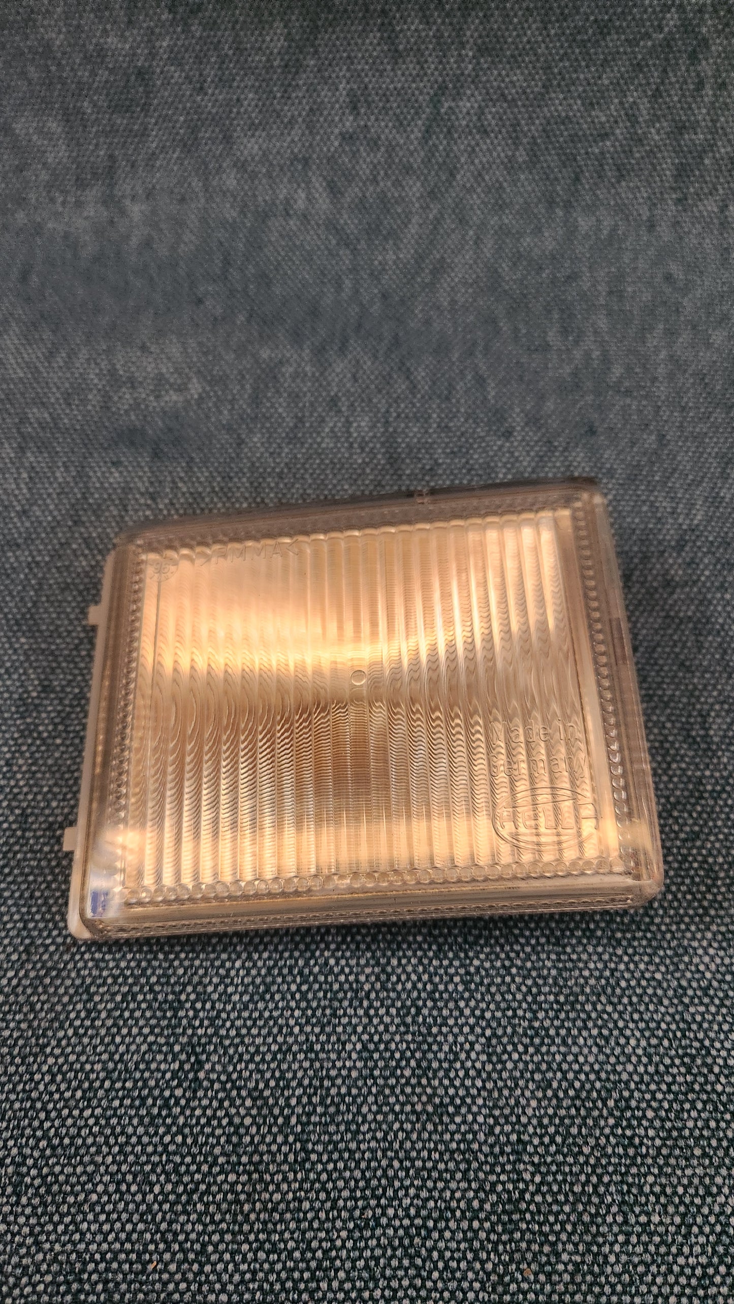 Nebelscheinwerfer Blende  Passat 35i B3 3A0941780 Nos M5