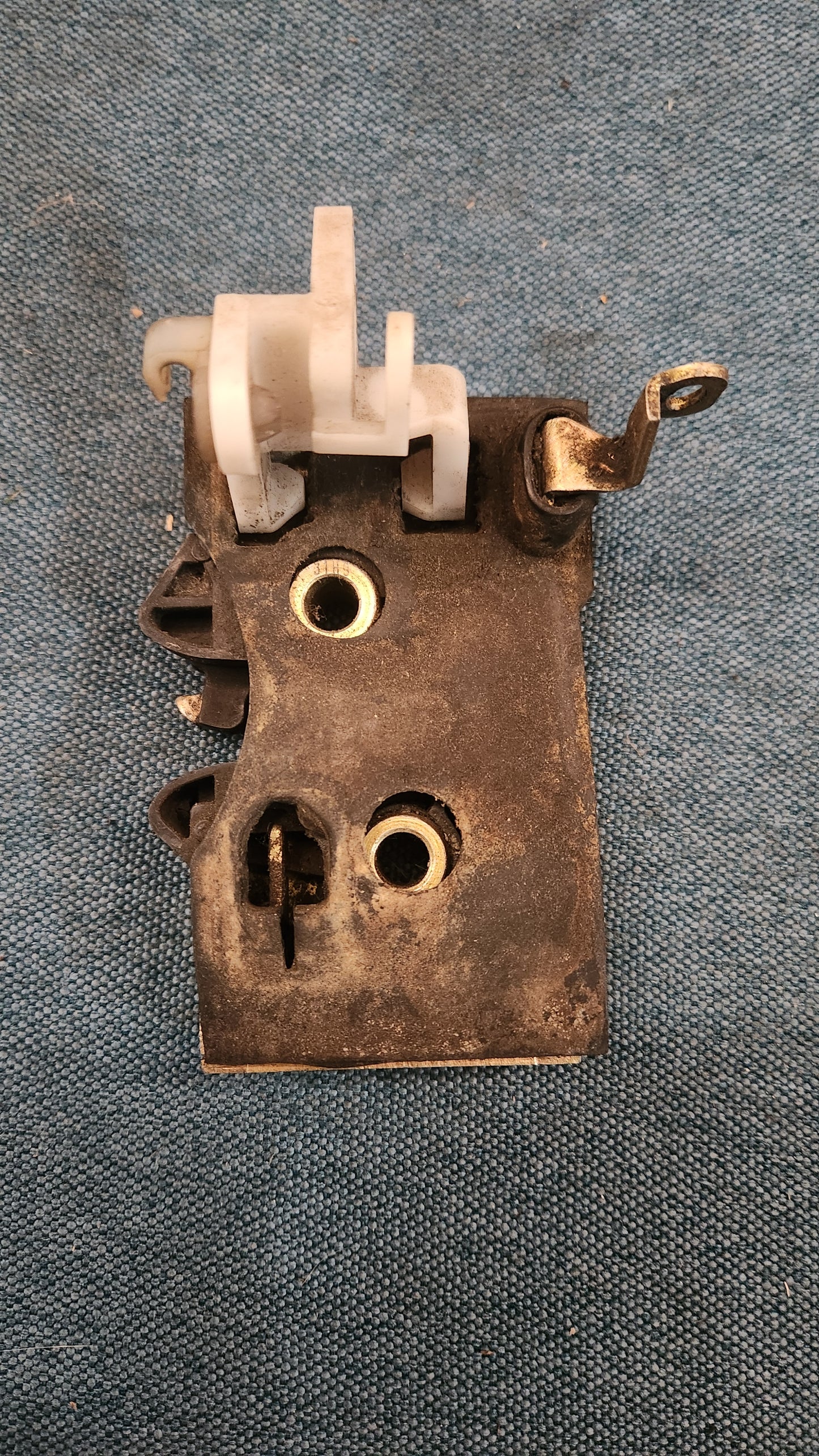 Türschloss Audi 80/90 B3 893837015C Nos I8