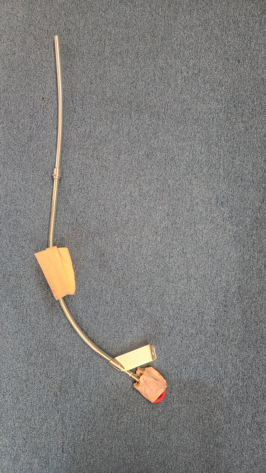 Funnel with oil dipstick 4.5x41.7x1.6 Golf/Jetta/2/3/Vento/Polo/86C/6N/Audi 100 C4 030115629D NOS N4