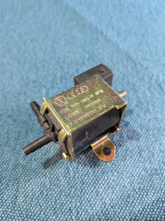 Secondary air valve Golf2/Jetta2/Golf4/Bora/Passat B2/3B/BG/Audi100/200/C3/C4/80/B4/A4B5/A3/A6/C5/C6/TT 026906283H NOS B4