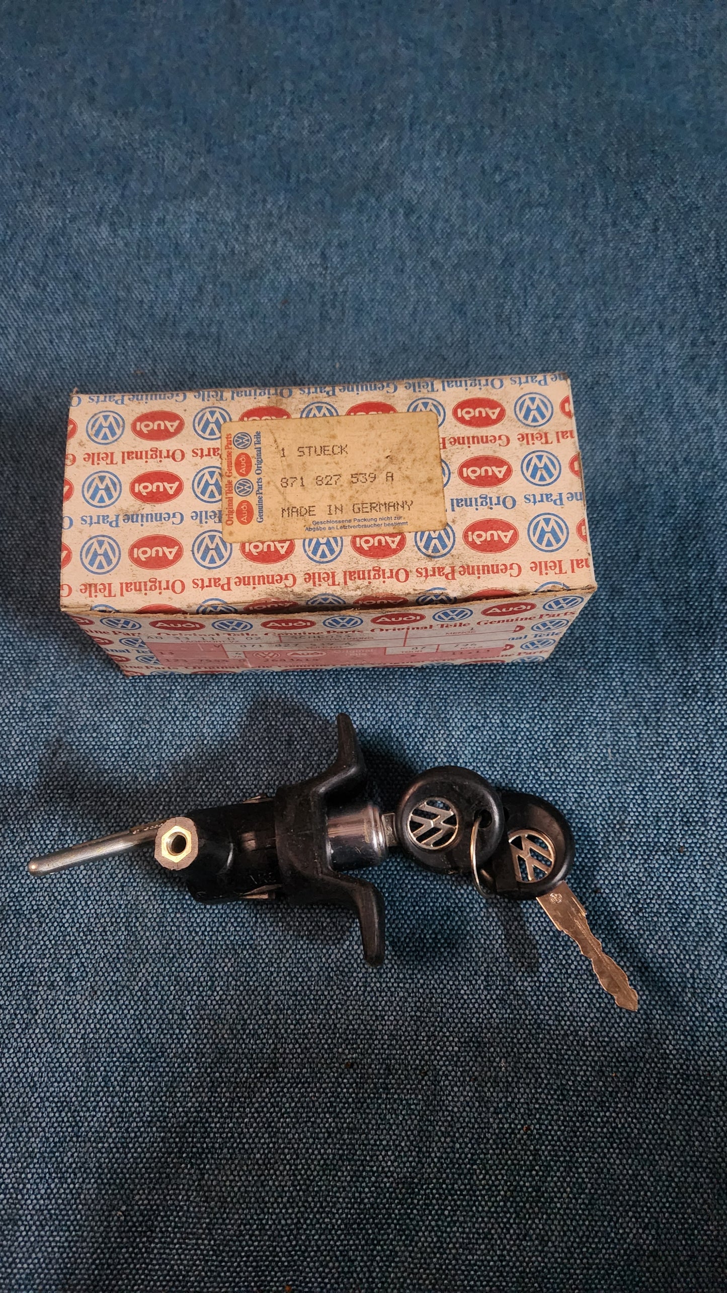 Heckklappenschloss Polo86C/Derby 871827539A Nos G9