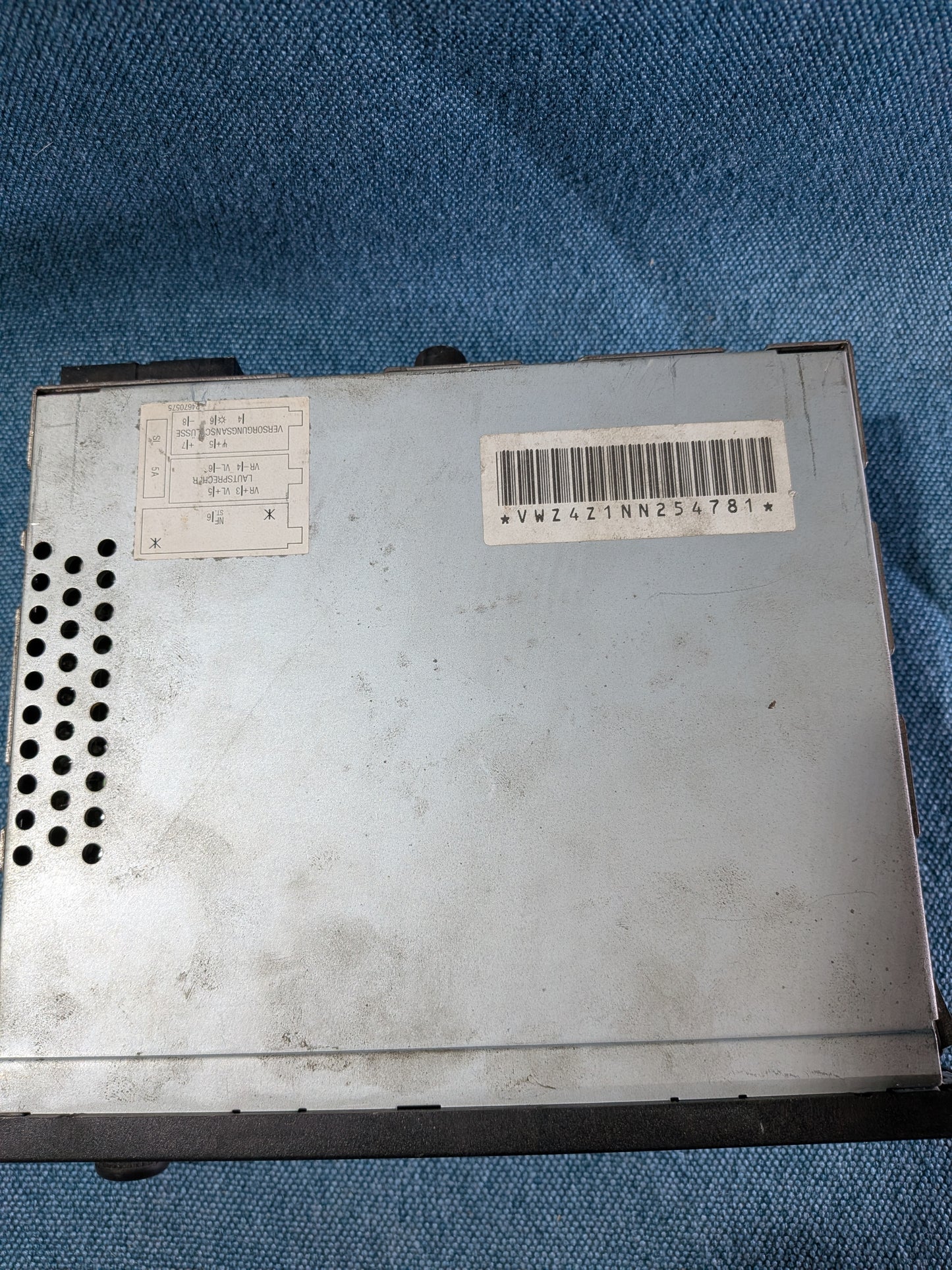 VW Alpha Radio 357035156B Used E11