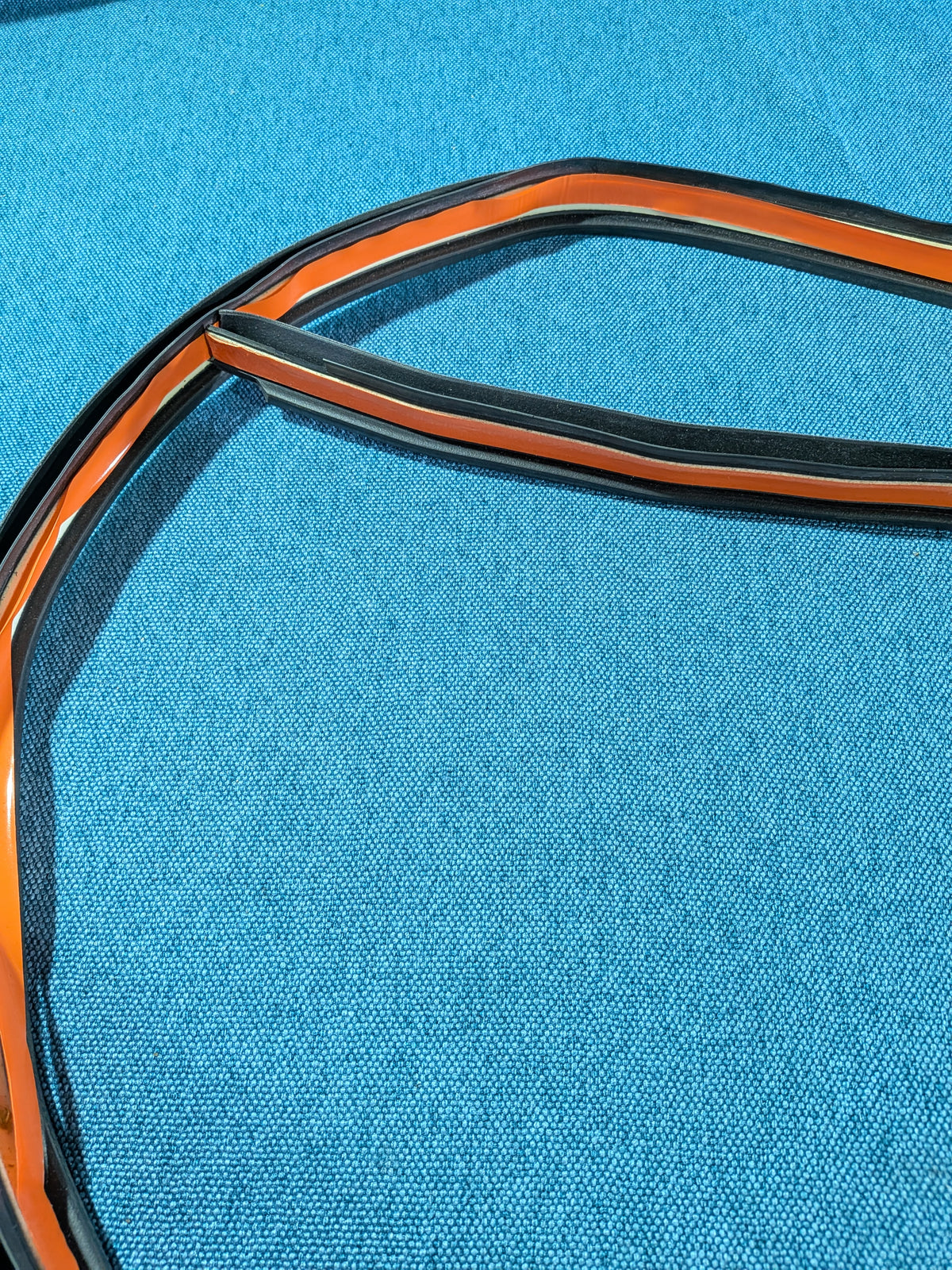 Dachleiste Polo/6N 6N3854710B B41 NOS A4
