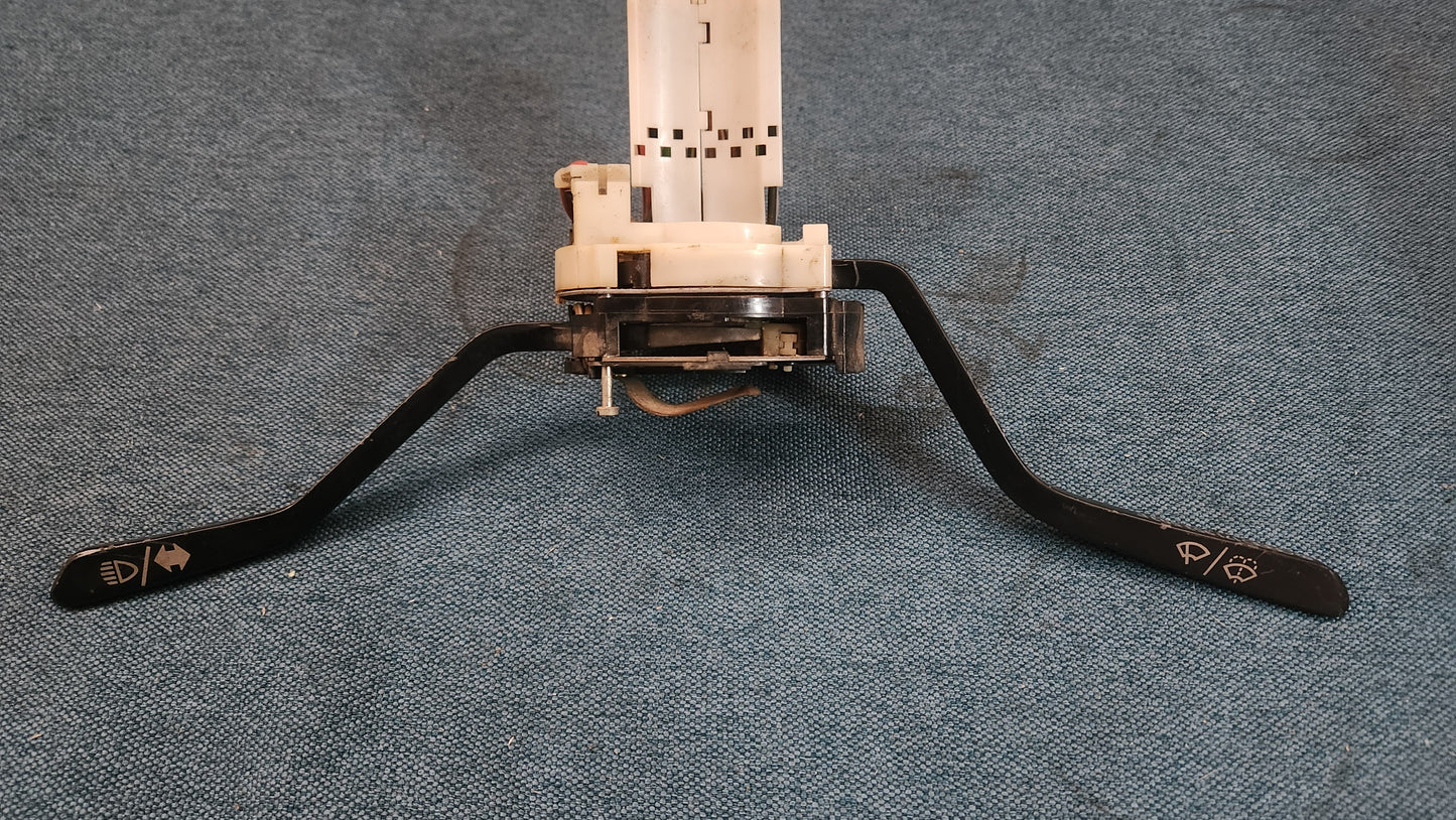 Golf 1 Jetta 1 Caddy 14D Passat B1 Audi 80 B1 Blinkerhebel Lenkstockschalter Metall 17195353F  Gebraucht F3