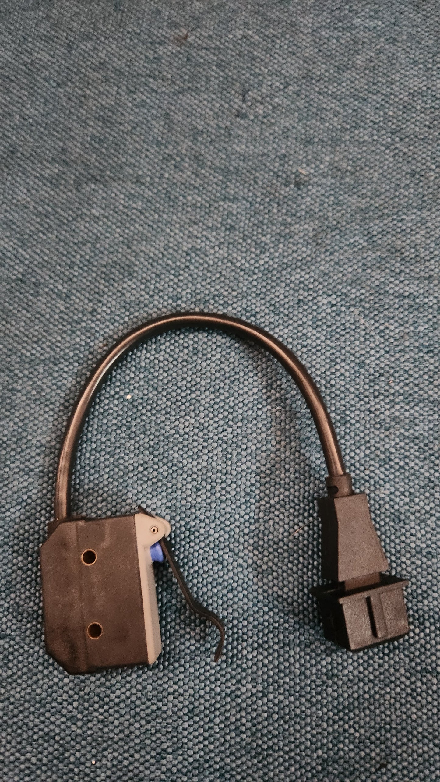 Vollastschalter Drosselklappe Audi 80/90/B3/B4 054133083C Nos H3