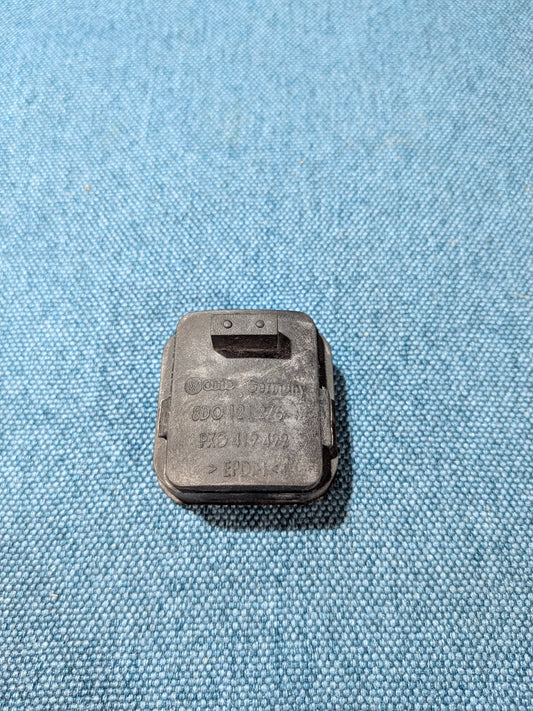 Gummilager Kühler Passat 3B/BG/Audi A2/A4 B5/A6 C5 8D0121276 NOS A6