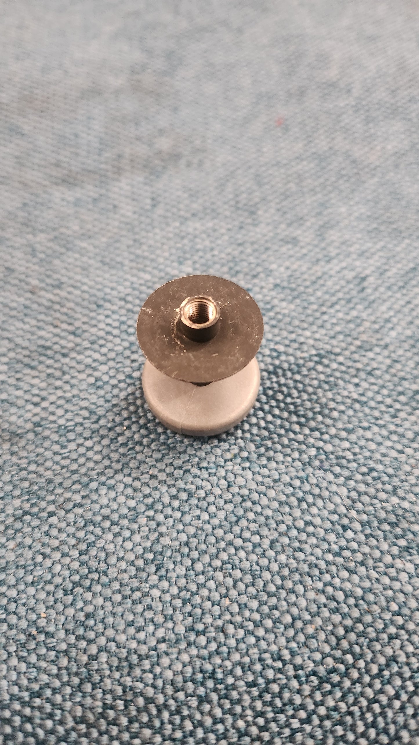 Bolzen/Pin Audi80/90/B3/B4/Rs2/100/200/A6/S6/C4 893845469 Nos I9