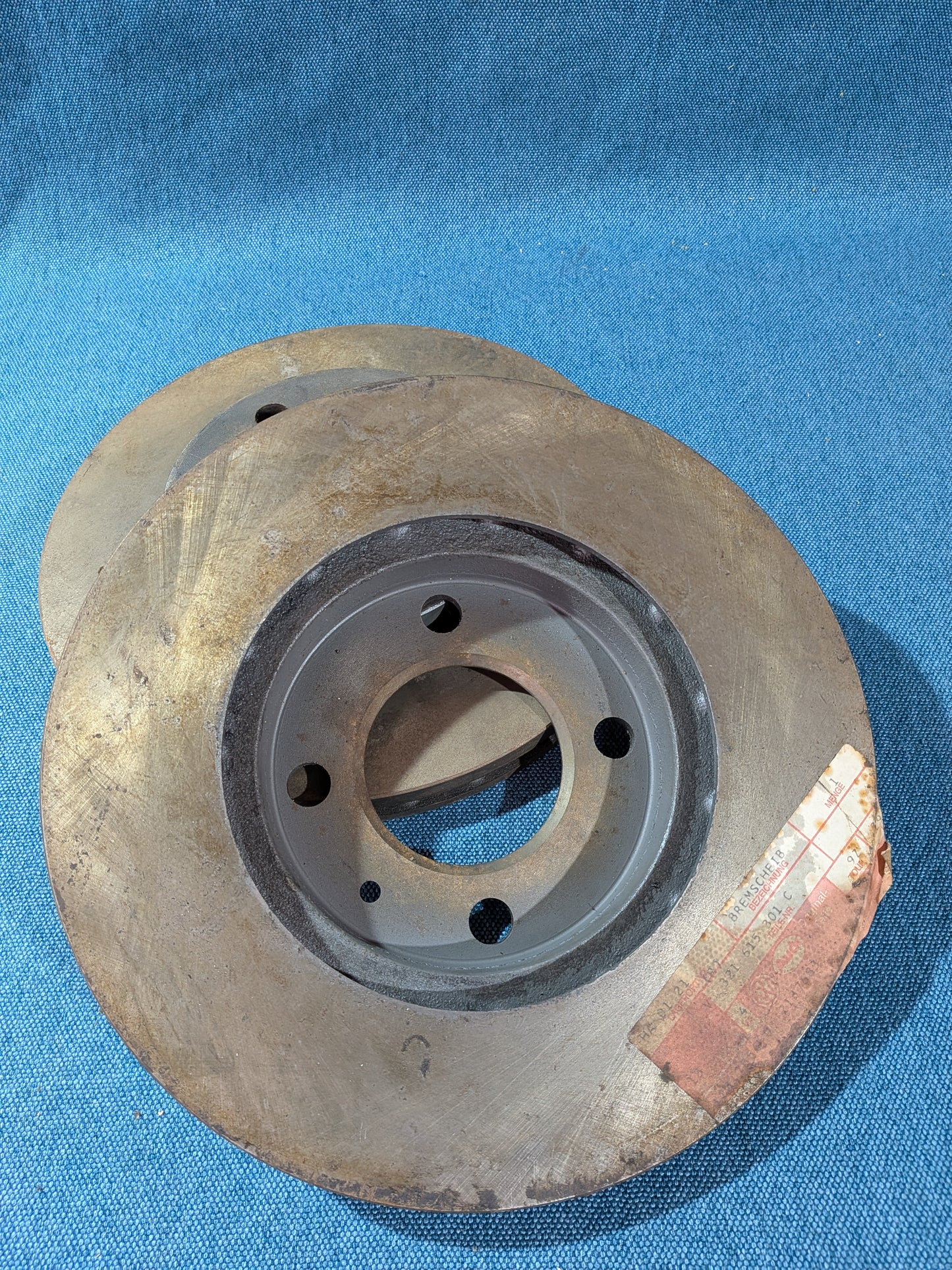 Bremsscheibe Belüftet 239mm Stärke 20mm Golf/Jetta/Scirocco/1/2/Caddy14D/Passat/B1/B2 321615301C NOS A20