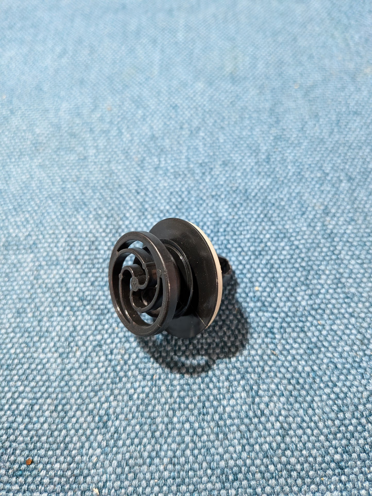 Clip für Türverkleidung Audi A3 8P/A4/B6/B7 8E0868243 NOS A6