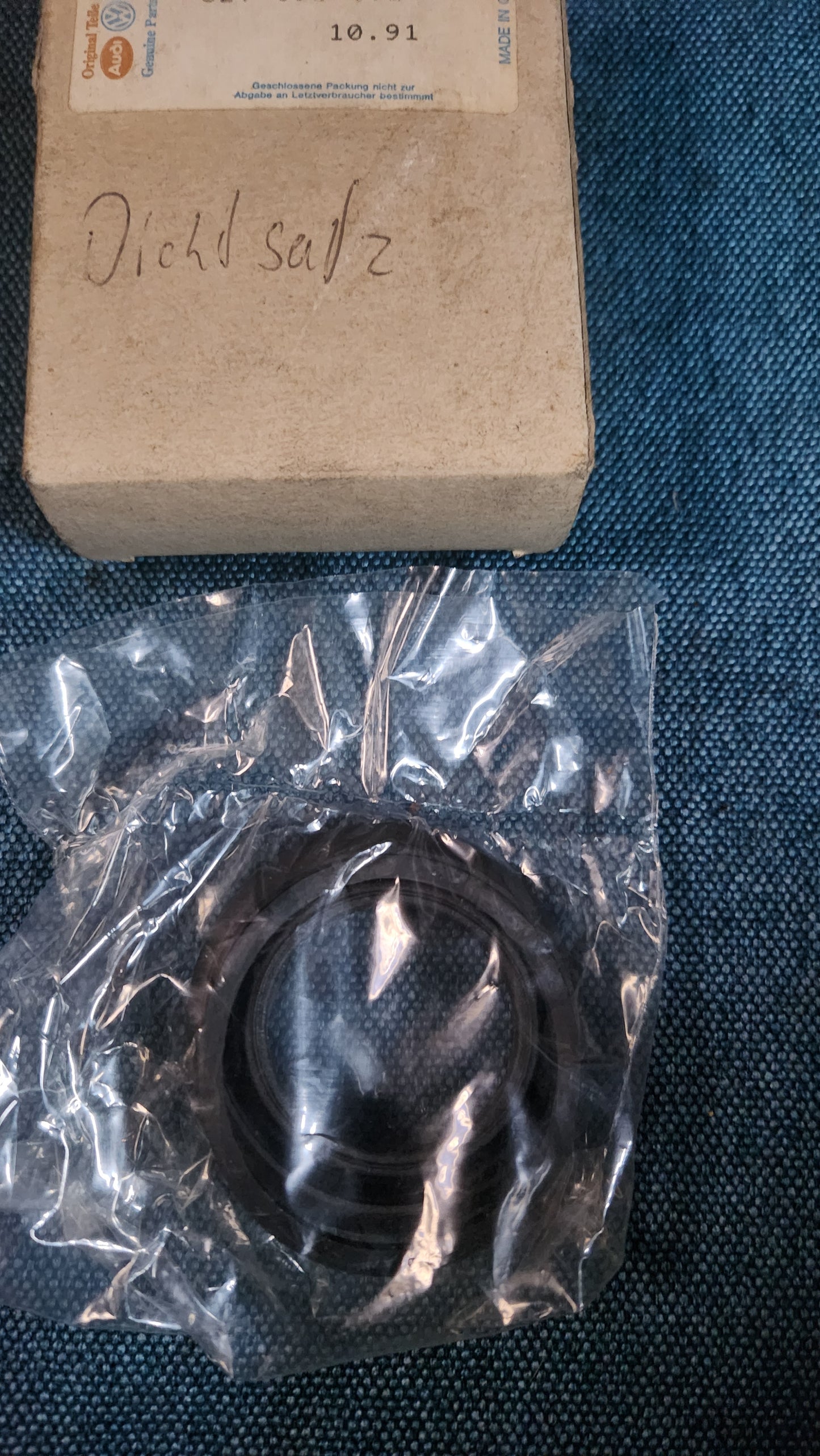 Bremssatttel Reparatursatz Golf1/Jetta1/Polo86C/1/Derby/PassatB1/B2/Scirocco1/Audi50 827698471 Nos G9