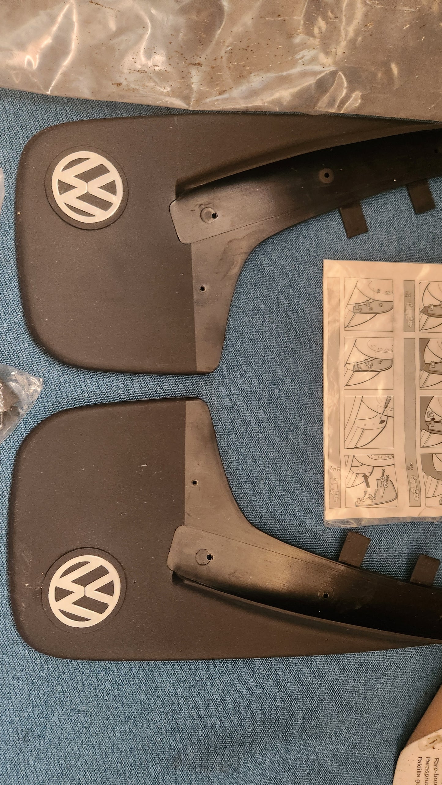 Schmutzfänger hinten Polo 86C 867075101 NOS N4