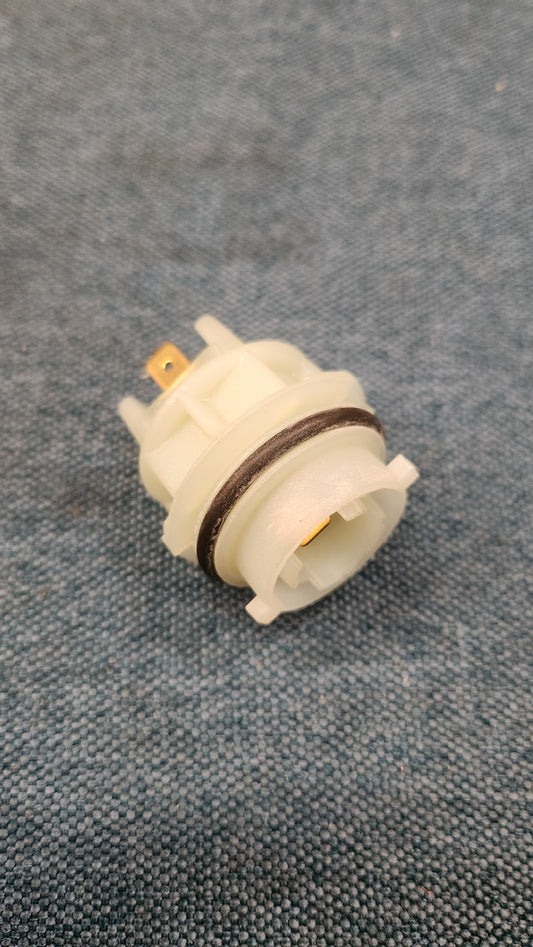 Bulb Holder for Front Indicator Audi 80 B3/B4/100/200/C3/C4 811953053 NOS I9/J1