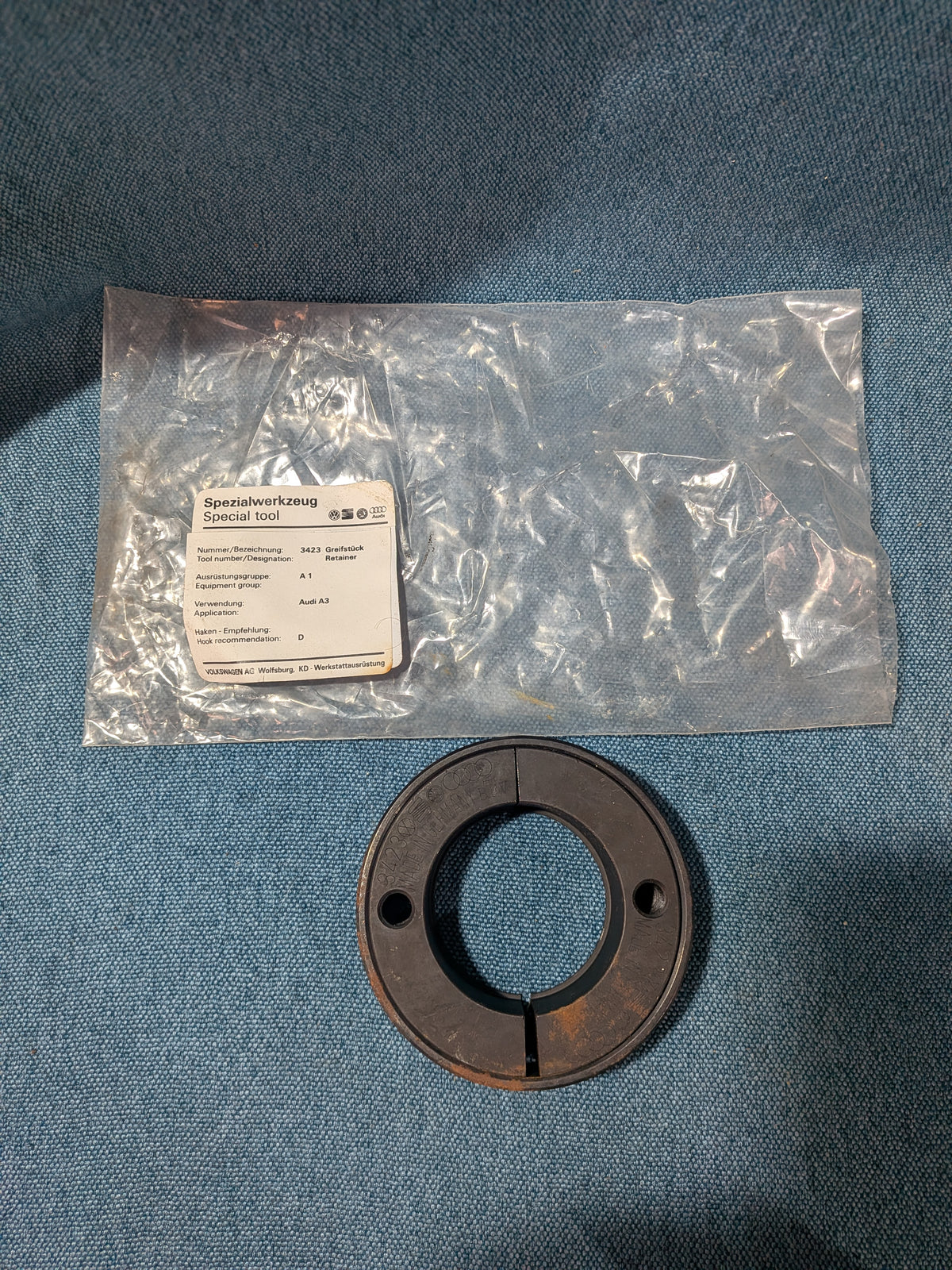 Greifstück VAG Matra 3423 Audi A3 8L NOS H2.2