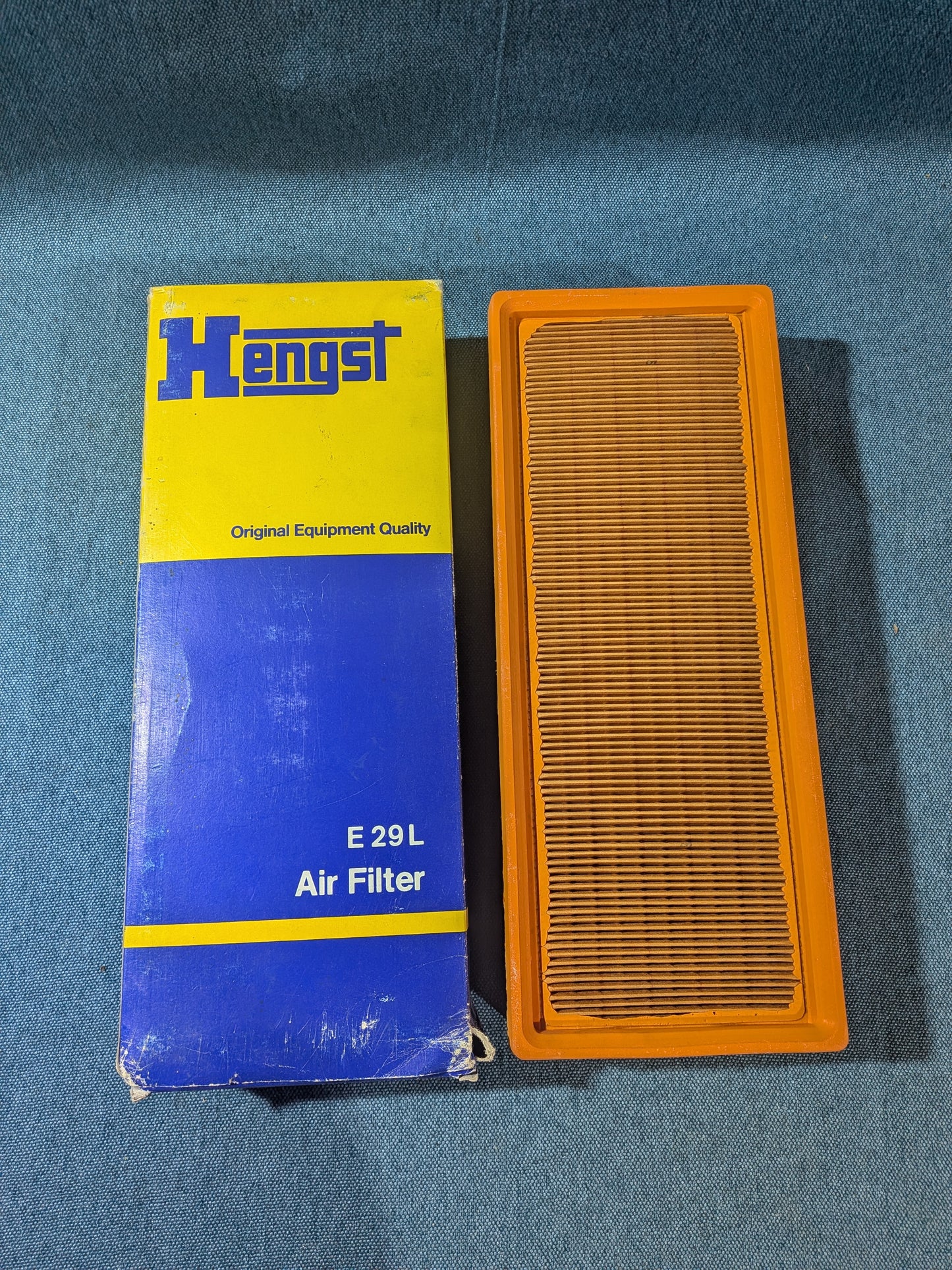 Luftiftiler Hengst E29L Caddy14D/Golf/Jetta/1/2/Passat/B1/B2/B3/Santana/T3 Bus/Audi 80/90/B2/B3/B4/100/C2/C3/Cabriolet/Coupe/Quattro 681296201 NOS/Neu B9