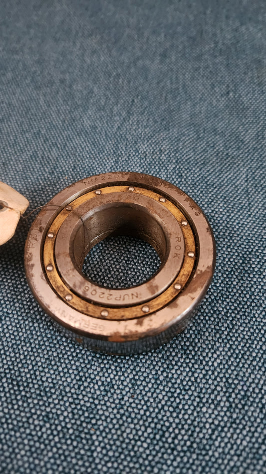 Strut Bearing Cylindrical Roller Bearing Porsche 356 90011000200 Nos J5