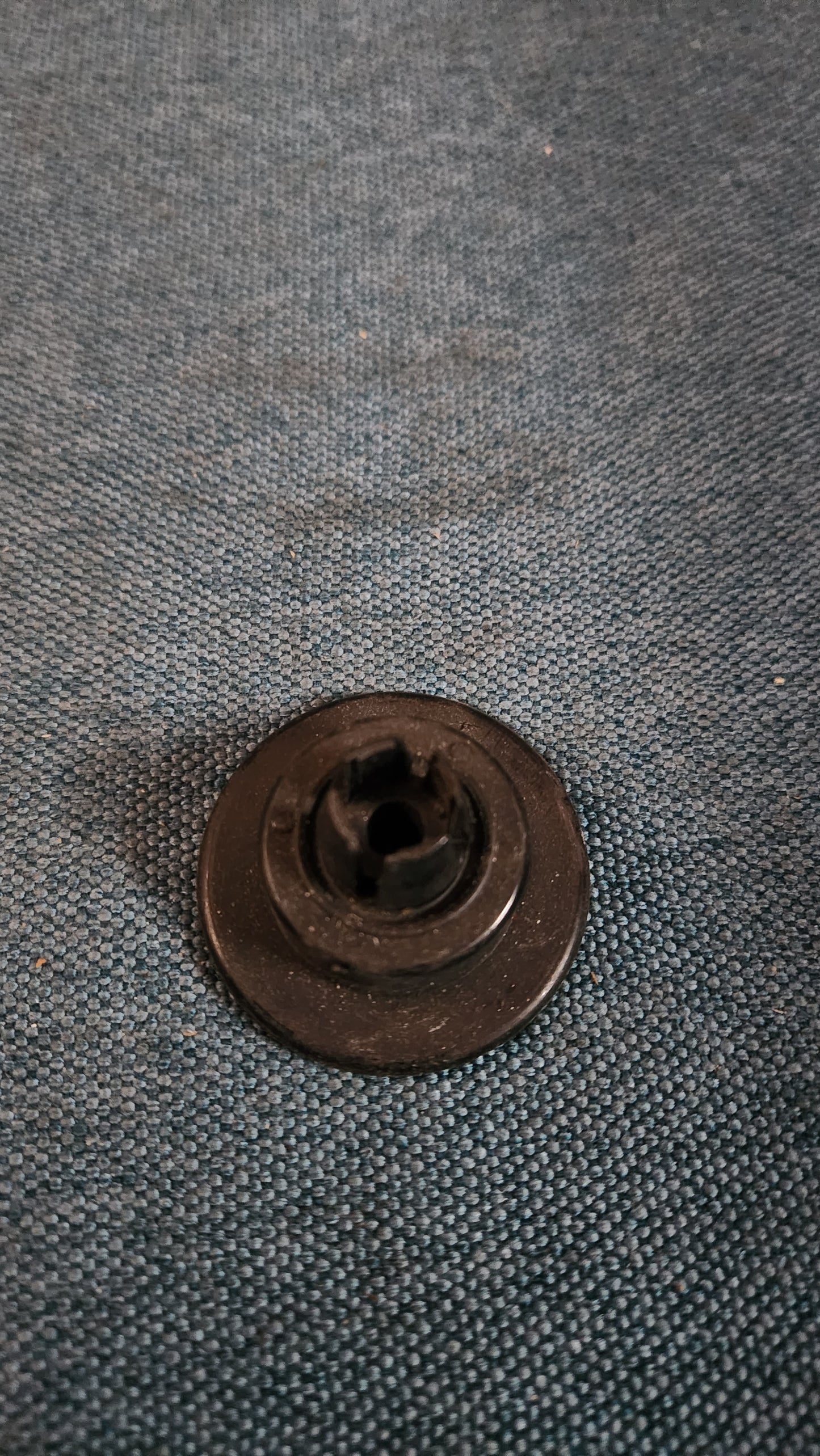 Halter für Stoßstange Golf/Jetta/2/3/Vento/PassatB2/Corrado 191807193 Nos J5