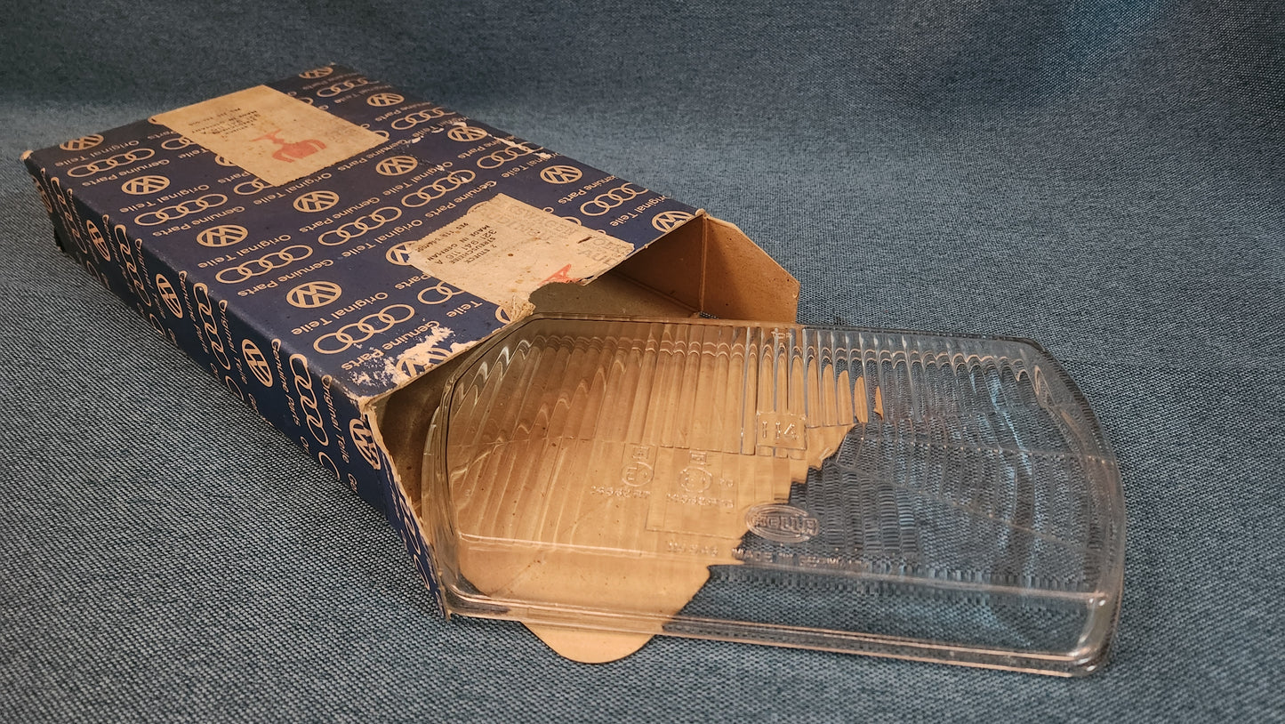 Passat B1 32 Scheinwerfer Glas 321941116