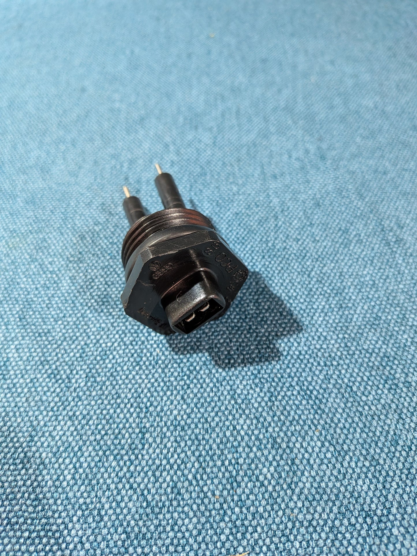 Wasserstandschalter T3 Bus/Golf/Jetta/Scirocco/1/2/Caddy14D/Passat/B1/B2/Polo 1/Audi 50 251919372 Gebraucht A12