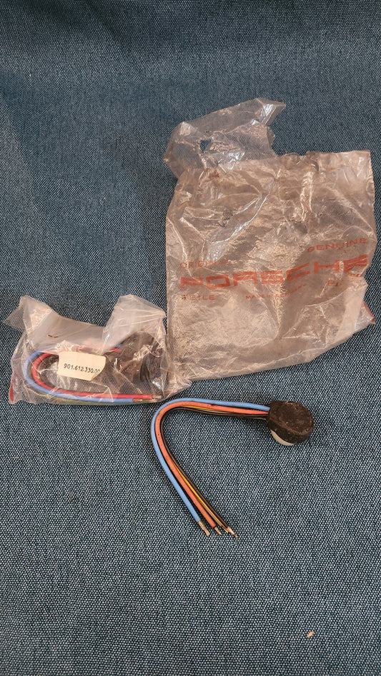 Multi-plug connector Porsche 911 90161233000 NOS L8/S4