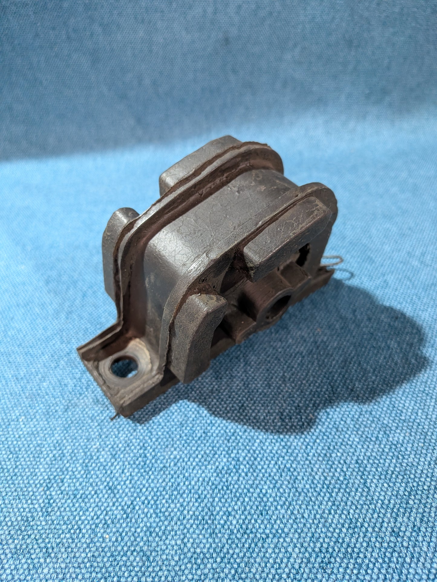 Motorlager hinten T2 Bus/Typ 4 211199231C NOS A15