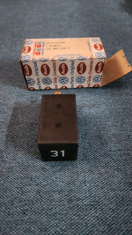 Golf/Jetta/1/2/Caddy14D/Corrado/T4/Passat 35i B3/B4/Seat Toledo/Audi 80/100/200/B2/B3/B4/C3/C4/Coupe Relais 31 Zeitsteuergerät für Elektrolüfter 191955532A Nos J5