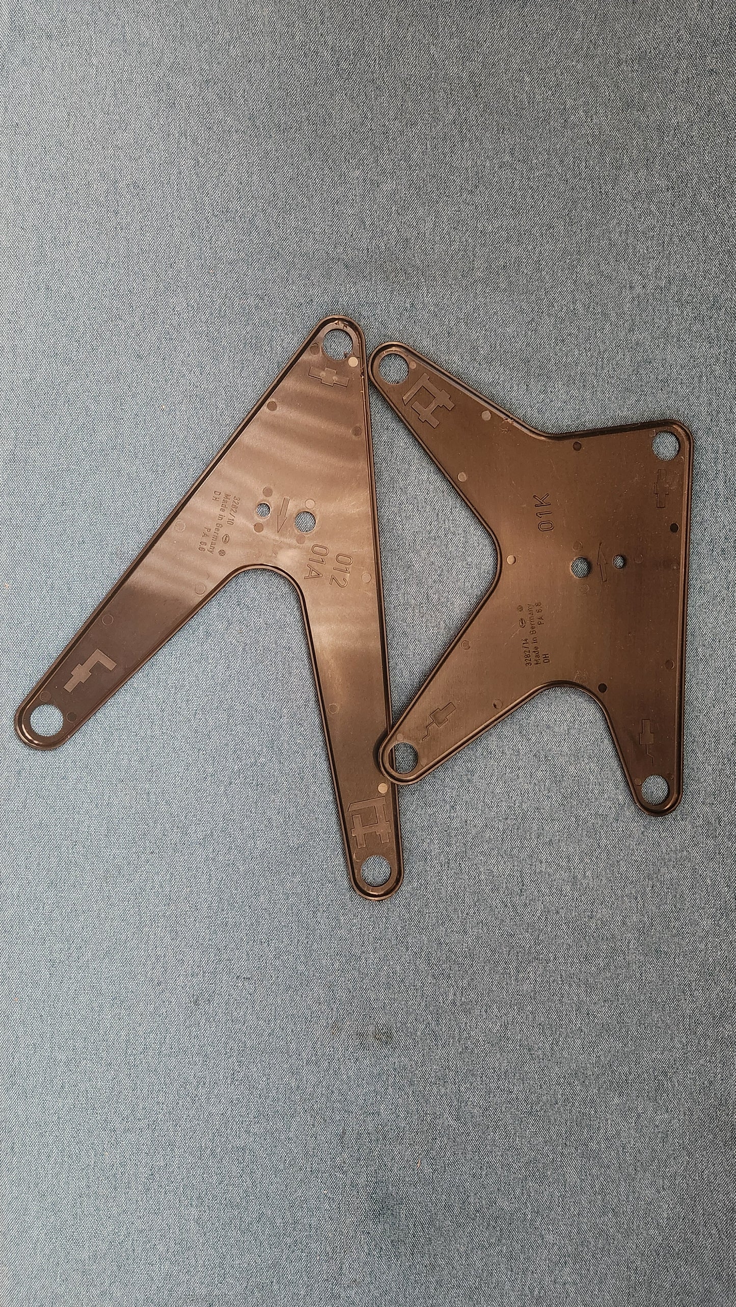 Matra 3282/10+/14 Adjusting Plate for Transmission Mount NOS N4
