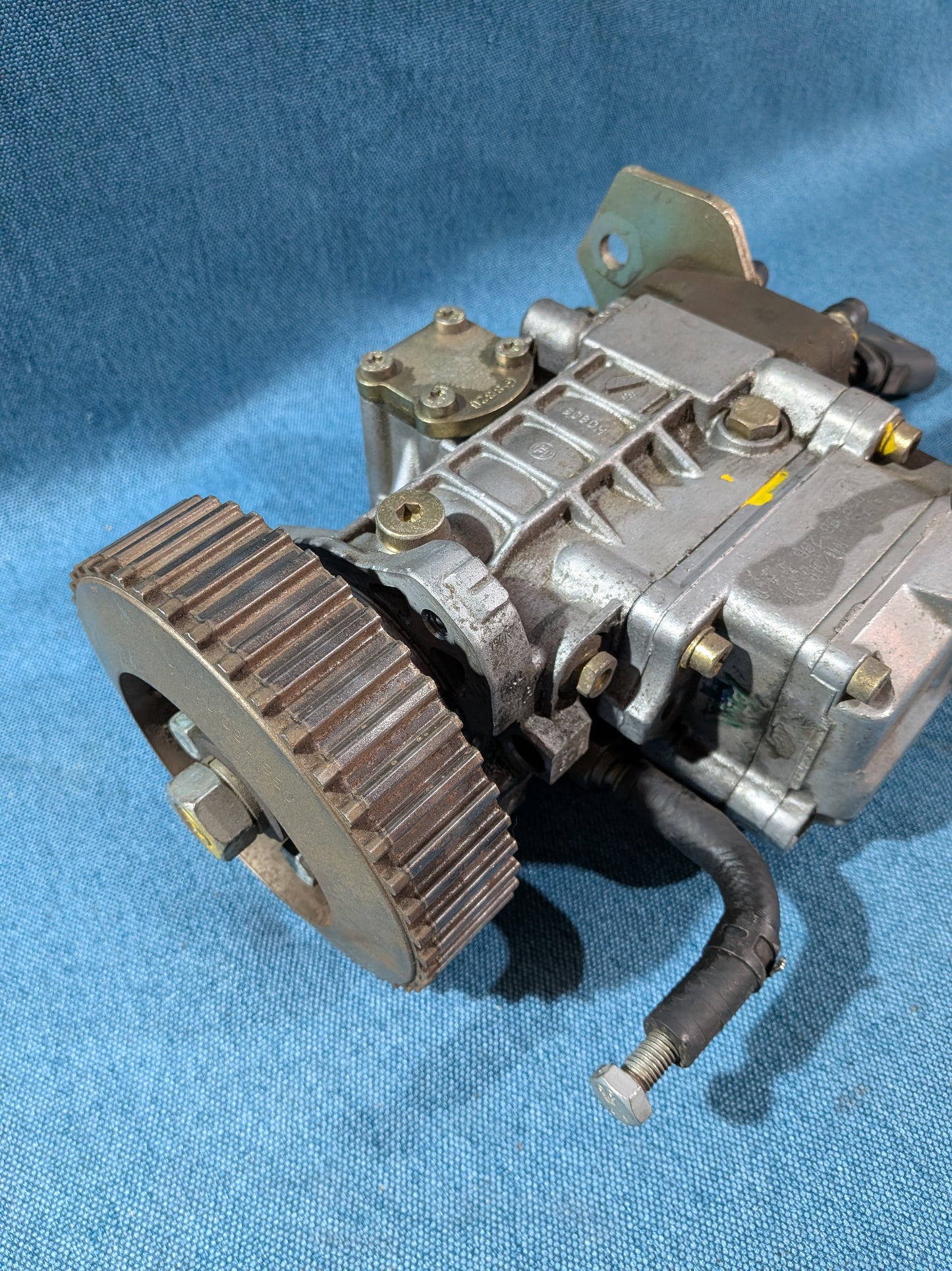 Einspritzpumpe Hochdruckpumpe 1,9TDI ALH Golf 4/Bora/Polo 6N/New Beetle/Caddy 2 9KV/Audi A3 8L 038130107D Gebraucht A17