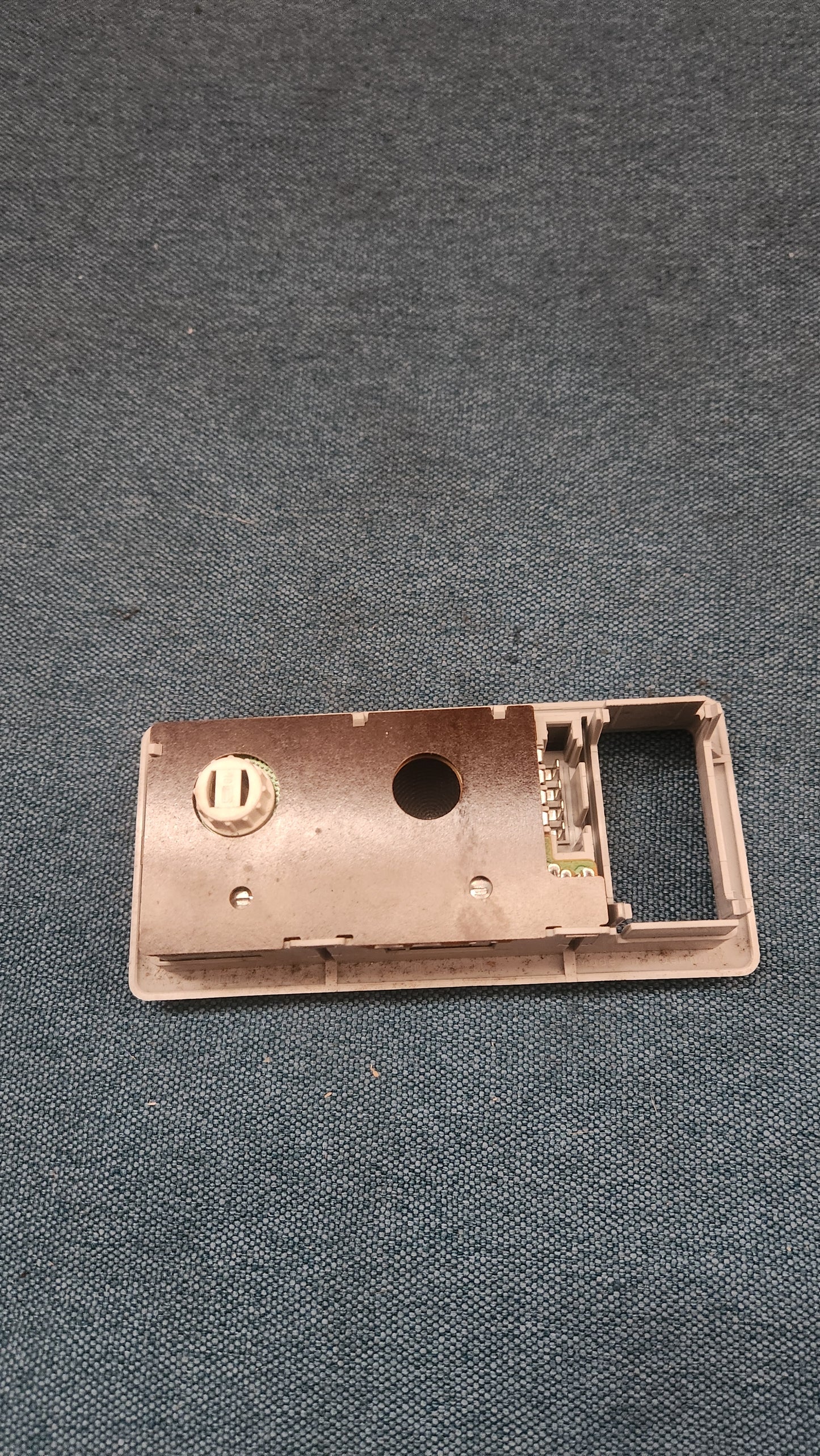 Inenraumleuchte Golf3/Vento/T4/PassatB4 1H0947105 Nos E5