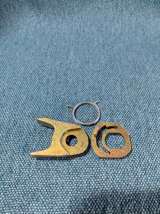 Reparatursatz für Türgriff Passat B3 357898084A NOS B7