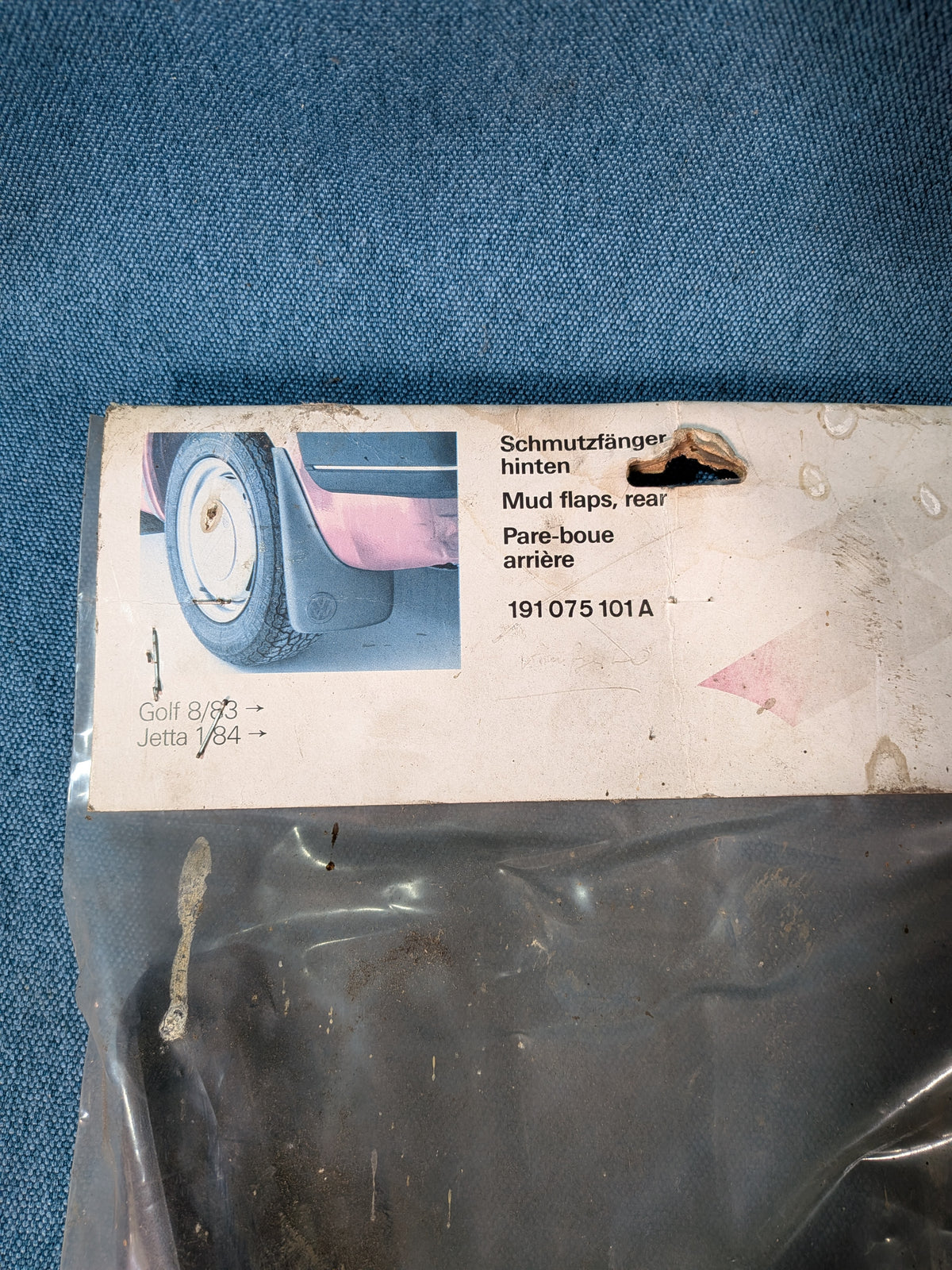 Roiskeläpät taakse Votex Golf/Jetta/2 191075101A NOS B13
