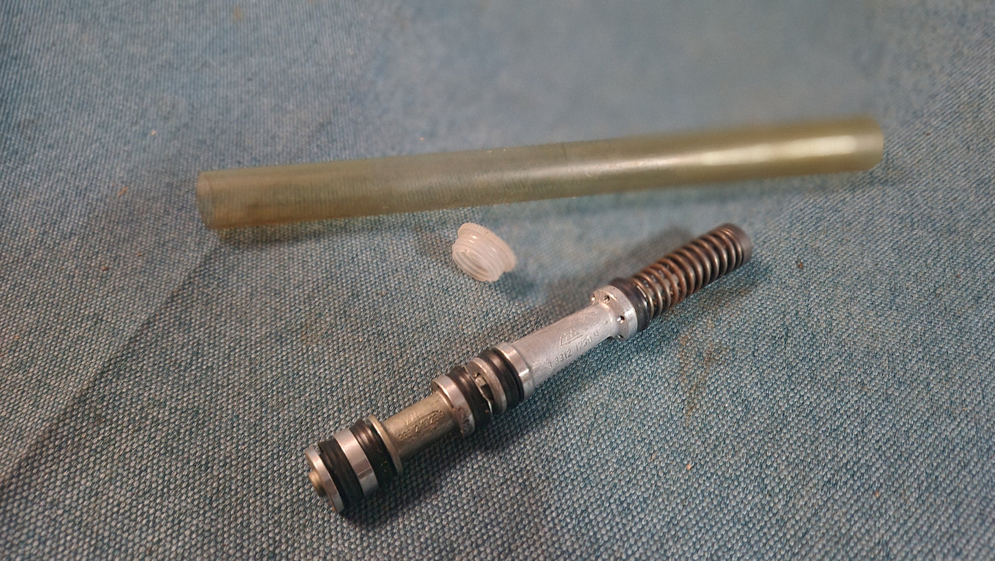 Mercedes Bremskraftverstärker Zylinder 3331217309 Nos B2