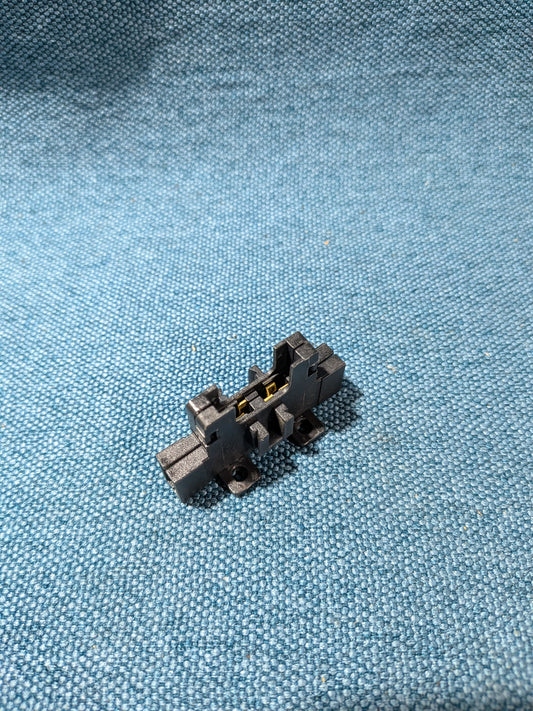 Fuse Holder Universal NOS/New A24