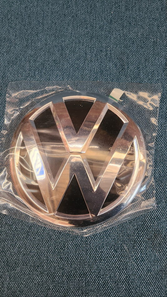 VW Emblem Heckklappe Schwarz/Chrom T6 Bus/Caddy3 7E0853630D Nos G8