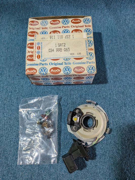 Hall sensor Golf/Jetta/1/2/Passat 32B B2/Scirocco 2 034998065 NOS B4