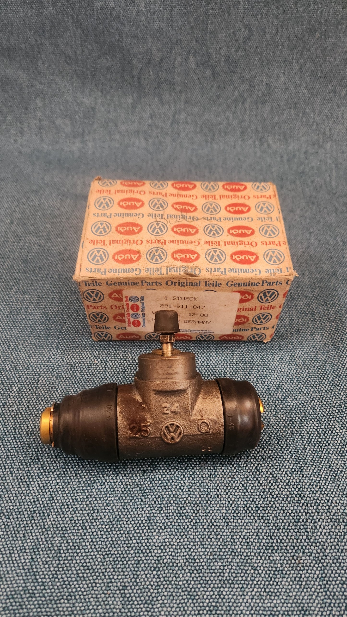 Wheel Brake Cylinder LT1 291611047 NOS M5