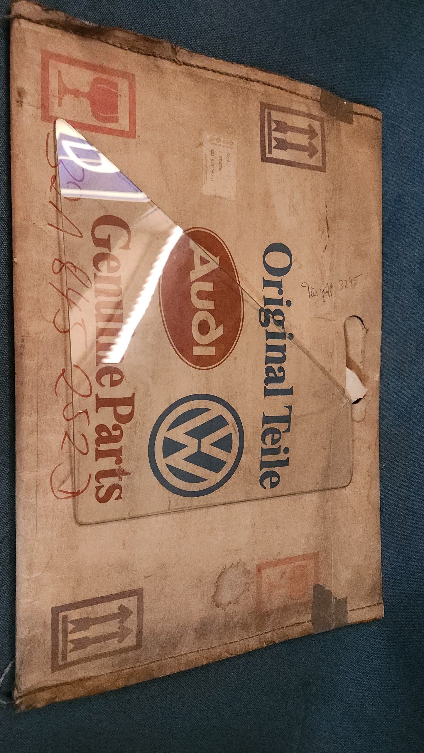 Passat 32B B2 Dreieckscheibe vorne Rechts 321845252D Nos A2