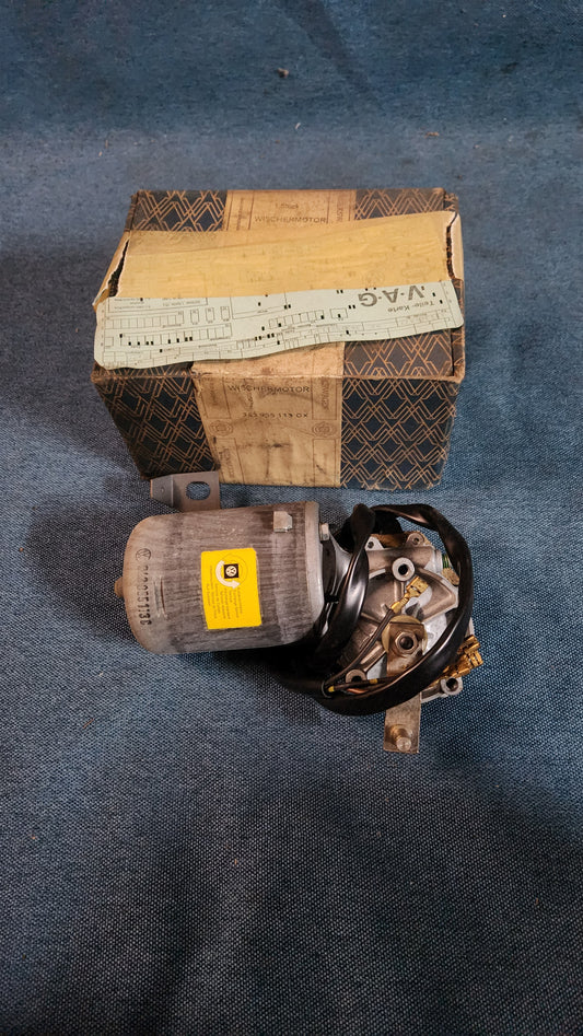 Typ 3 Karmann Ghia Wischermotor Scheibenwischer 343955113C NOS E1